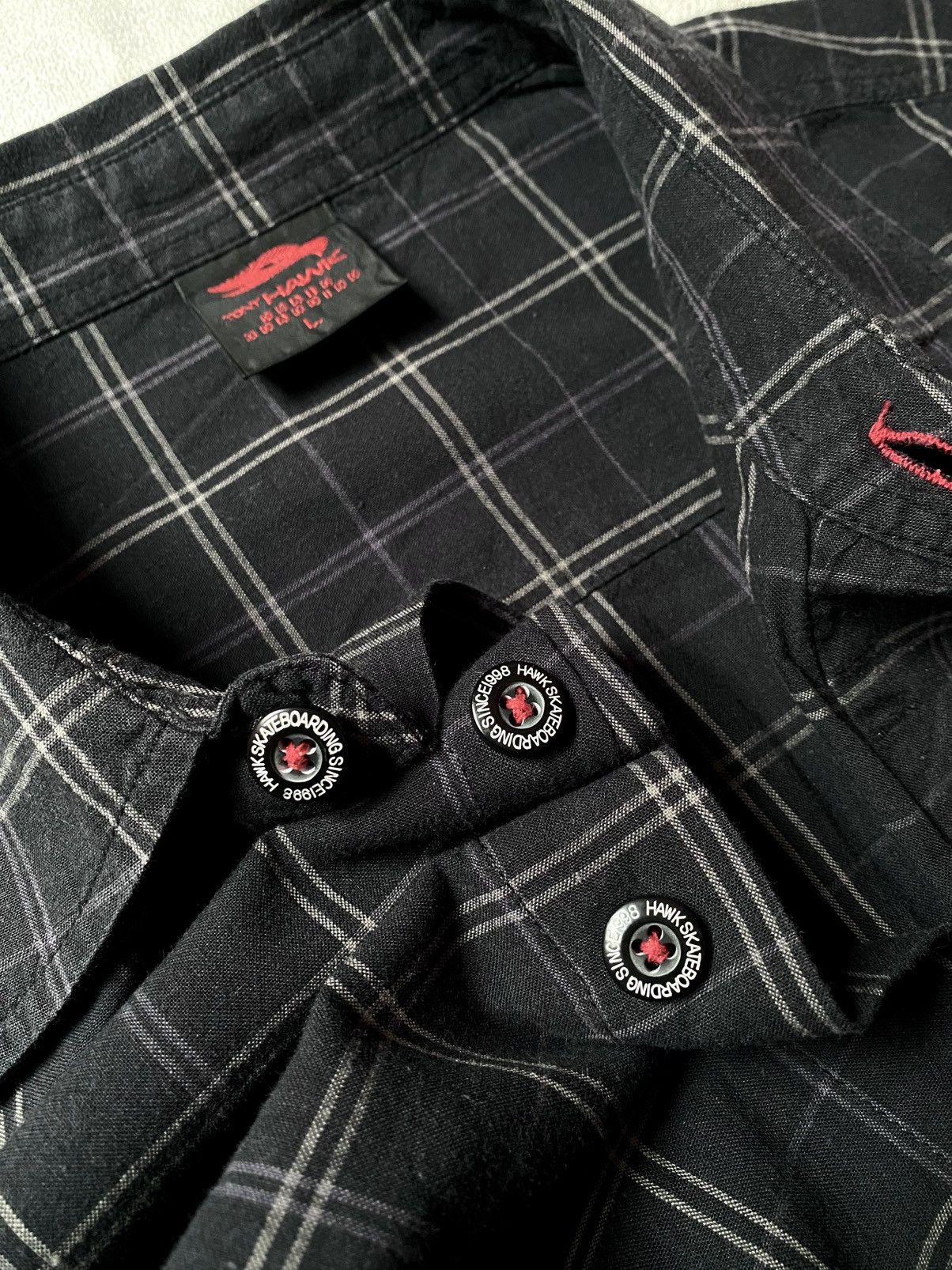 Tony Hawk Vintage Tony Hawk Plaid Shirt Button Size US L / EU 52-54 / 3 - 5 Thumbnail