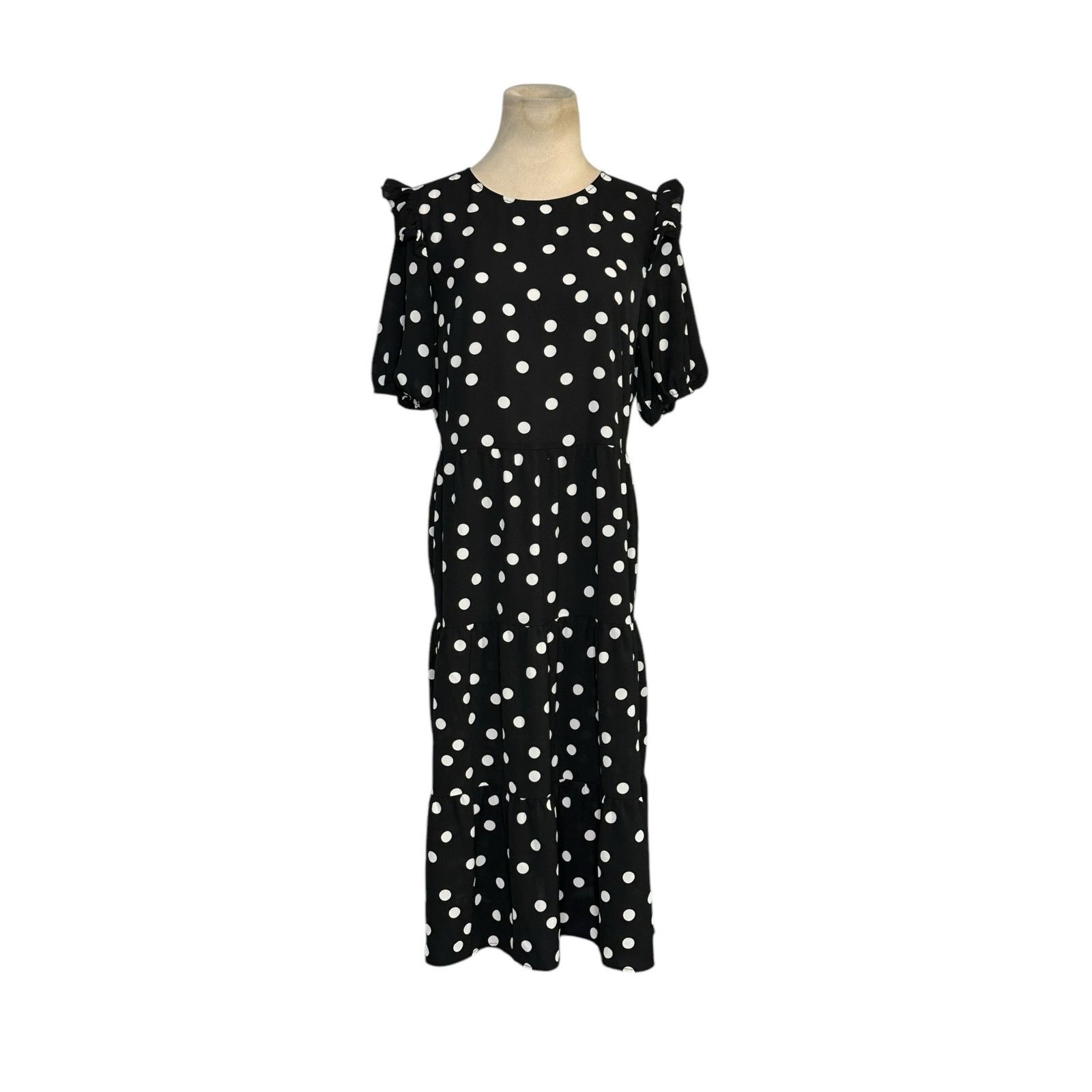 H&M H&M Divided polka dots tiered midi dress size small Size S / US 4 / IT 40 - 1 Thumbnail