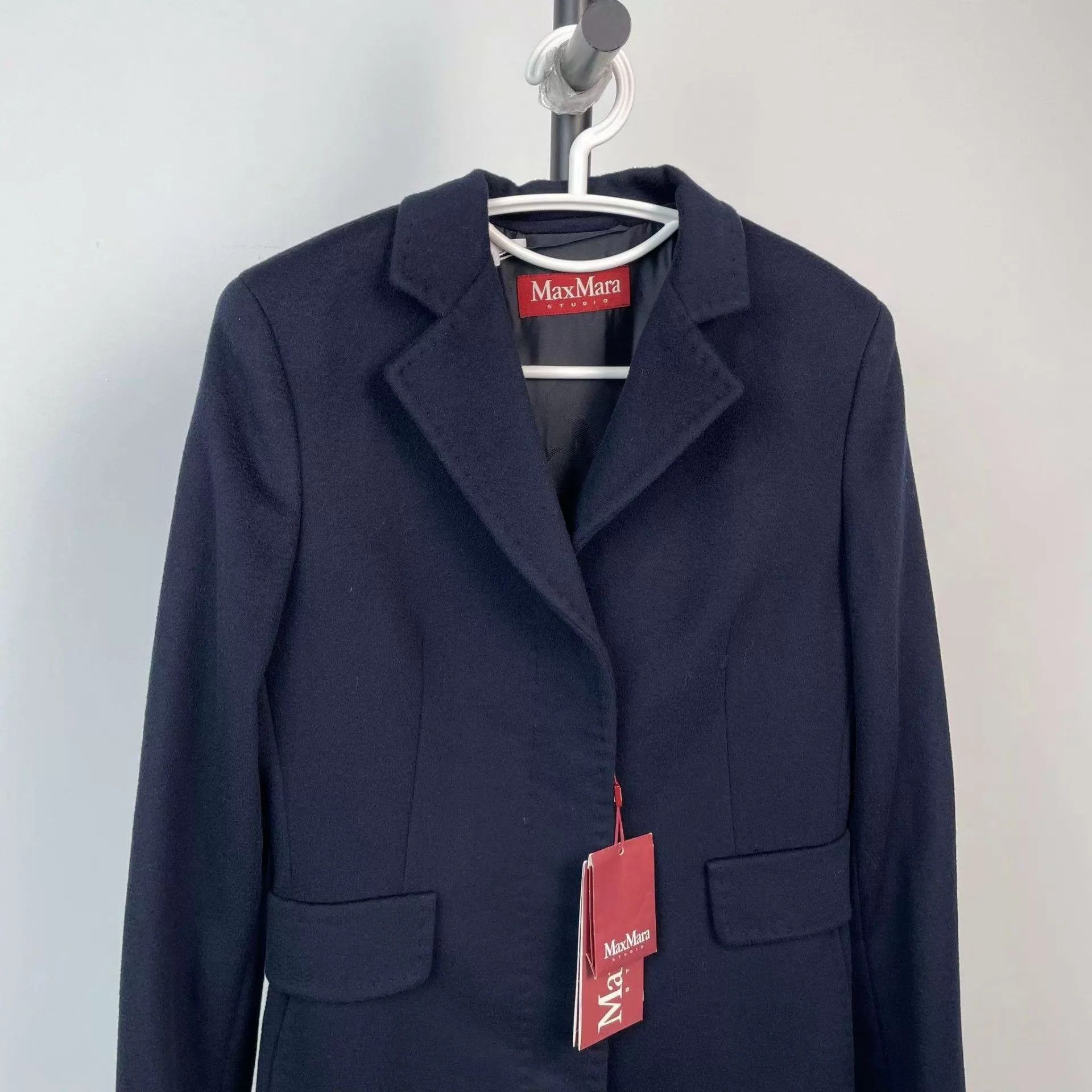 Max Mara Max Mara mid-length cashmere coat navy Size M / US 6-8 / IT 42-44 - 3 Thumbnail