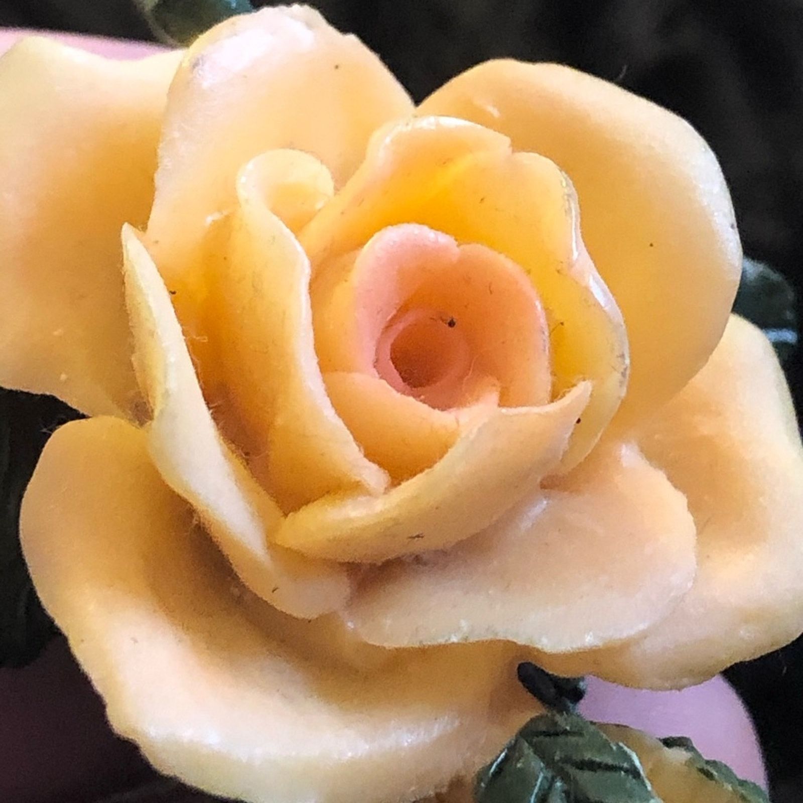 Vintage Vintage 80s cast resin peach rose brooch pin Size ONE SIZE - 5 Thumbnail