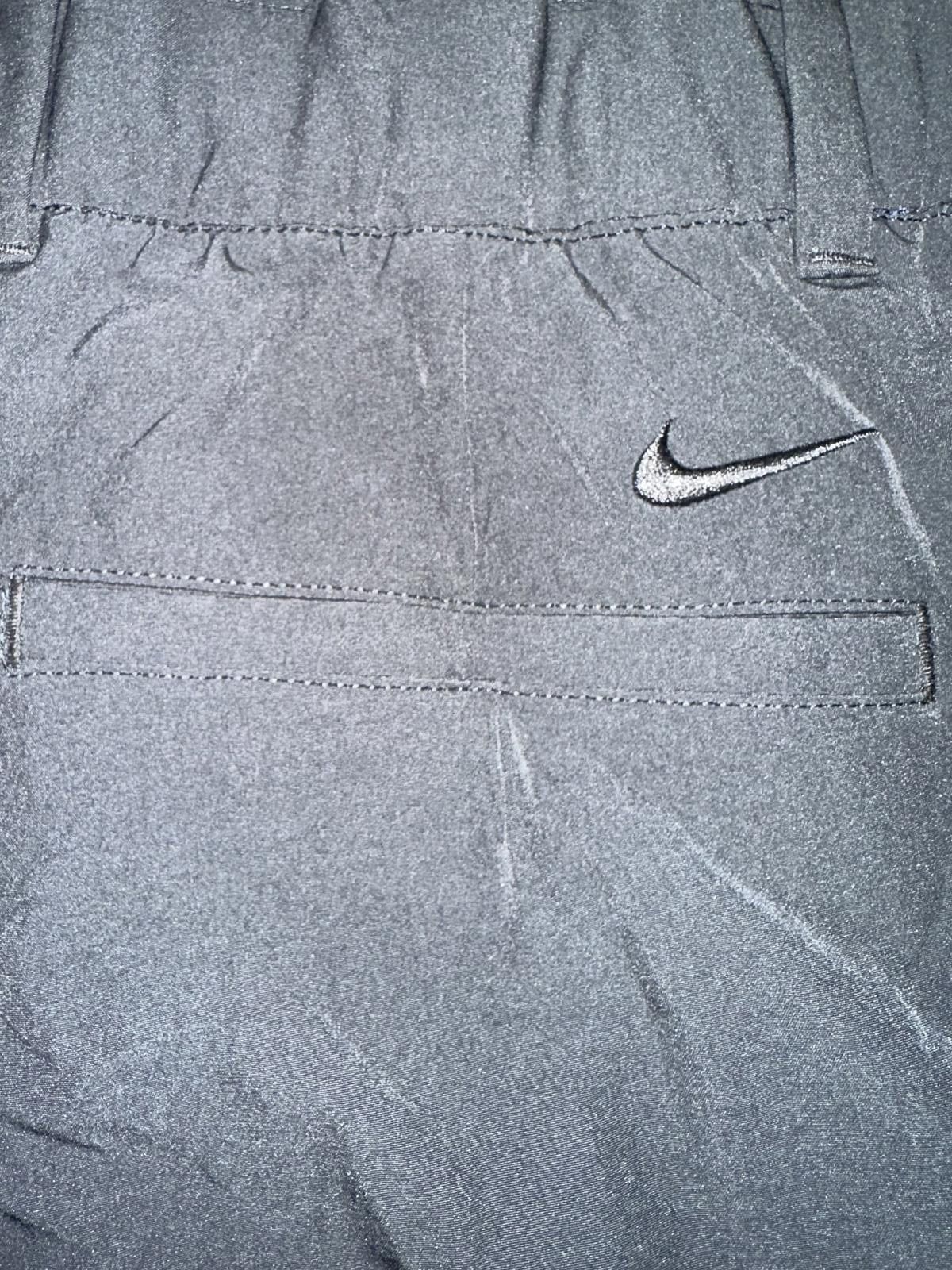 Nike Nike Women’s Dri-Fit Victory 5" Golf Shorts Size 40" / US 18 - 5 Thumbnail