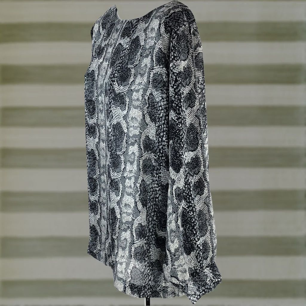 Vintage VINTAGE Teddi Button-Up Collared Gray Snake Top XL Women 90s Career Glam Chic Shirt Size XL / US 12-14 / IT 48-50 - 1 Thumbnail