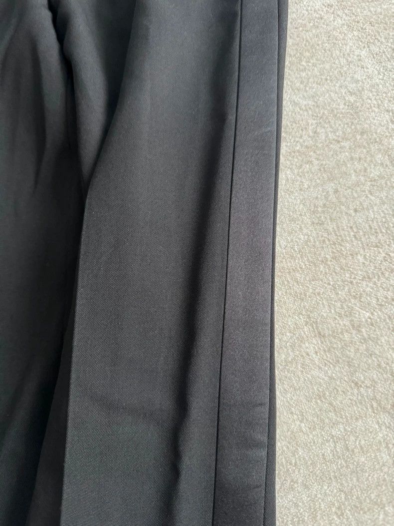 Yves Saint Laurent Saint Laurent suit 2502-Nextarrow Size 48R - 6 Thumbnail