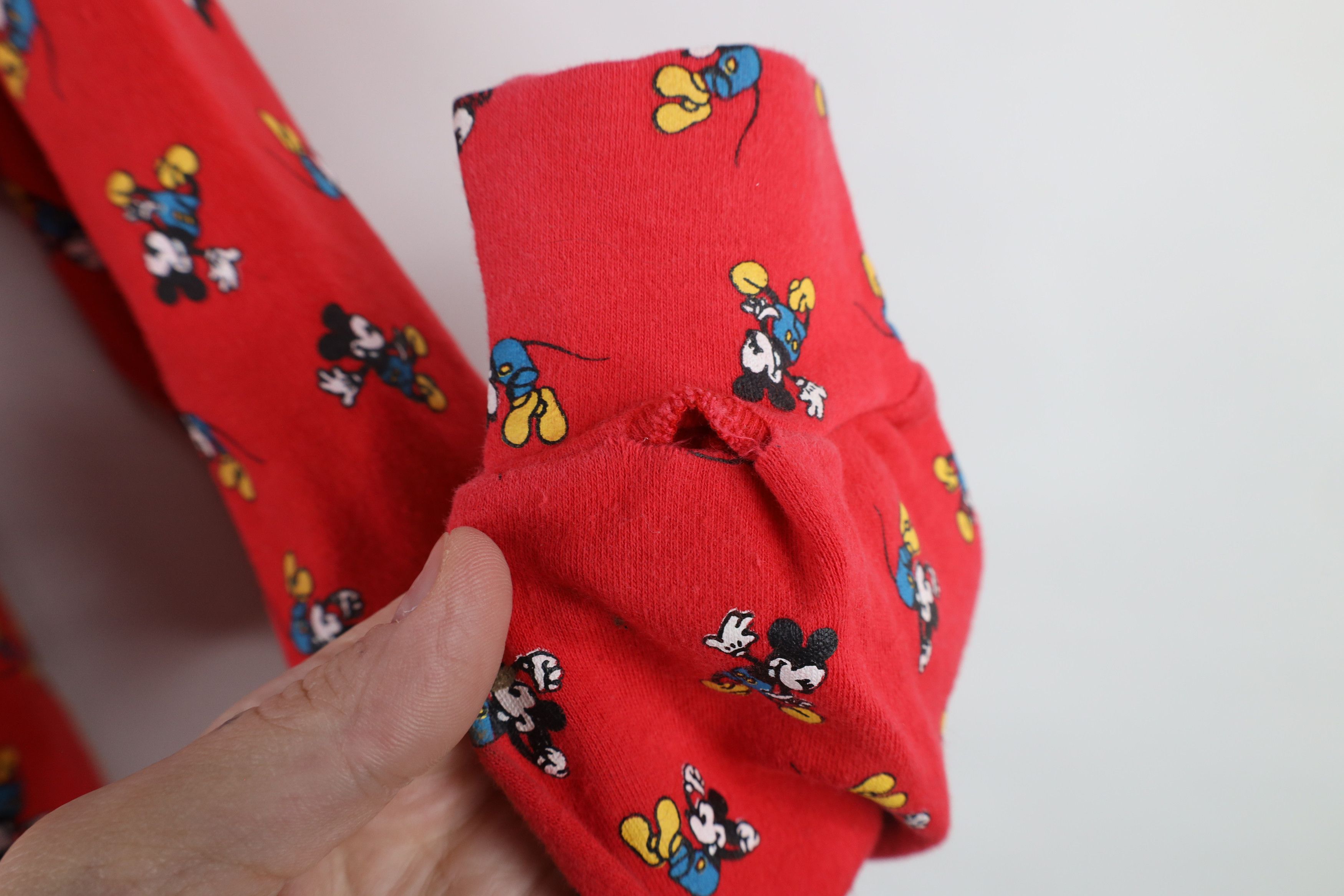 Disney × Vintage Vintage 90s Disney Mickey Mouse All Print Turtleneck T-Shirt Size L / US 10 / IT 46 - 4 Thumbnail