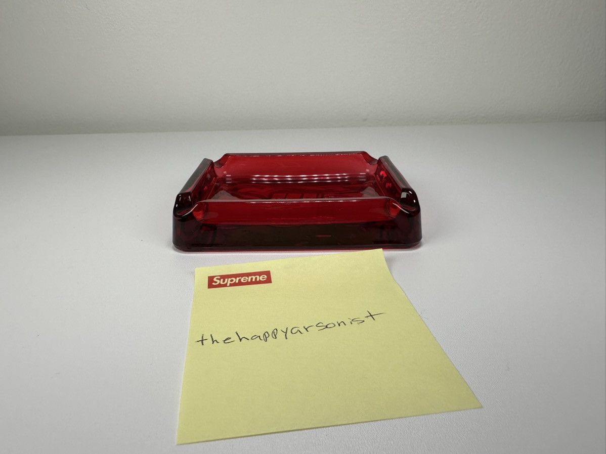 Supreme Supreme Debossed Glass Ash Tray SS20 Size ONE SIZE - 6 Thumbnail