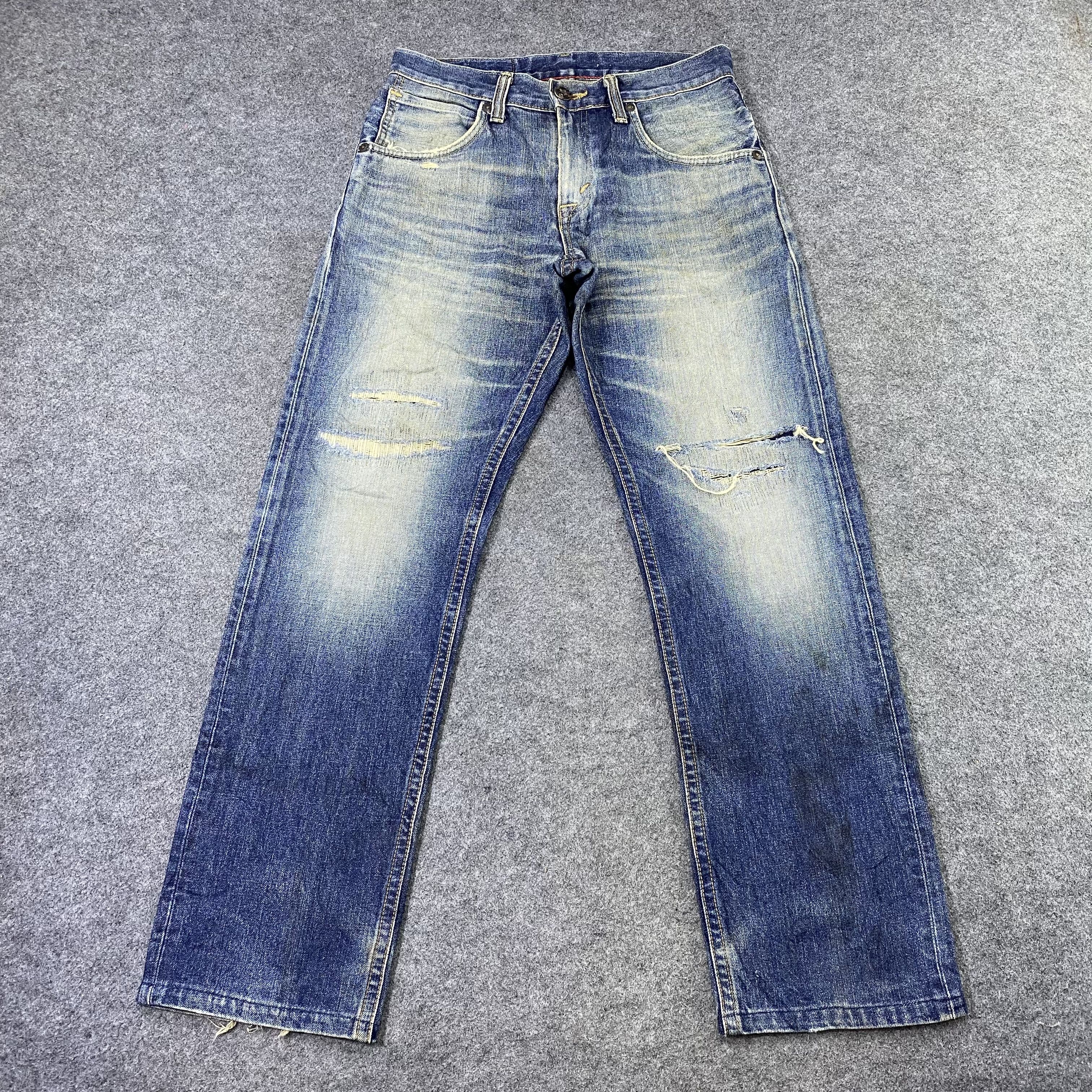 Edwin × Jean × Vintage Vintage Edwin EX404 Distressed Blue Wash Jeans - J1156 Size US 32 / EU 48 - 2 Thumbnail