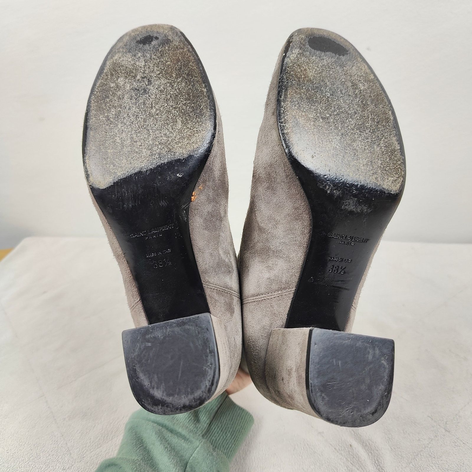 Saint Laurent Paris Saint Laurent Lou Suede Chelsea Boots Womens 38.5 8.5 Gray Size US 8.5 / IT 38.5 - 8 Thumbnail