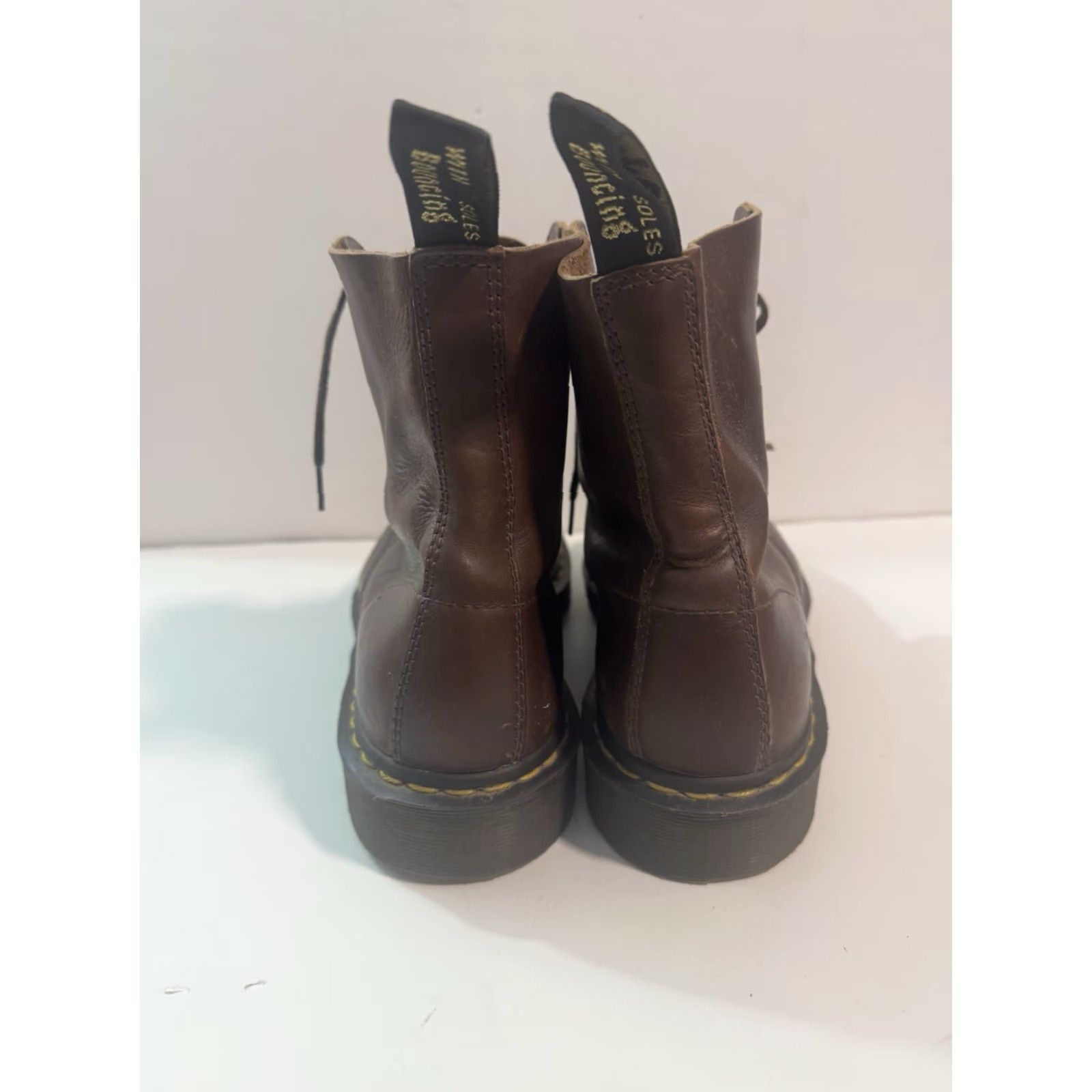 Dr. Martens VINTAGE Dr. Martens 1460 Made England Horween Leather Boots Brown Discontinued Size 13 Mens Leather Boots Size US 13 / EU 46 - 6 Thumbnail