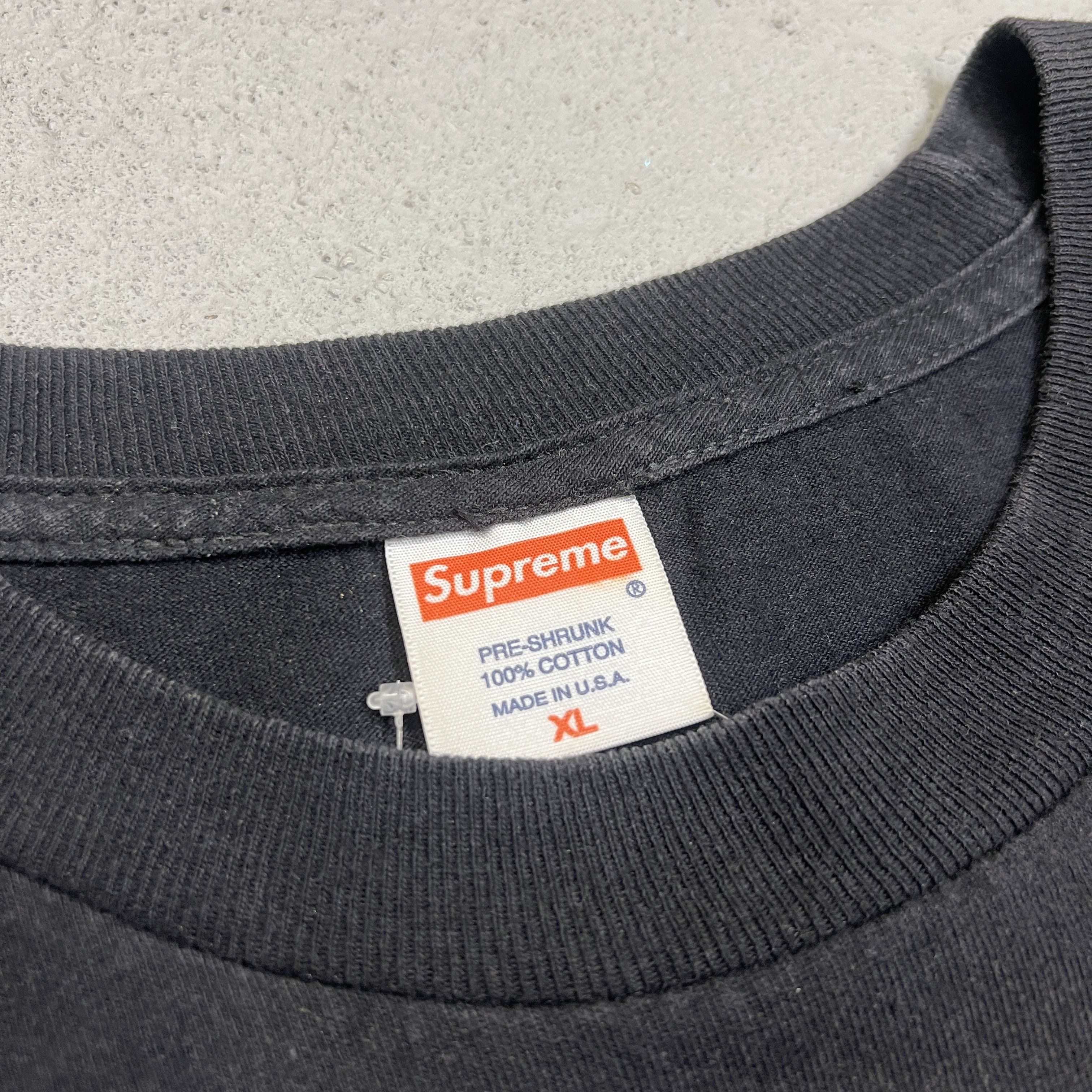 Supreme Supreme 2006 Hologram Box Logo Black Tee Size XL Size US XL / EU 56 / 4 - 4 Thumbnail