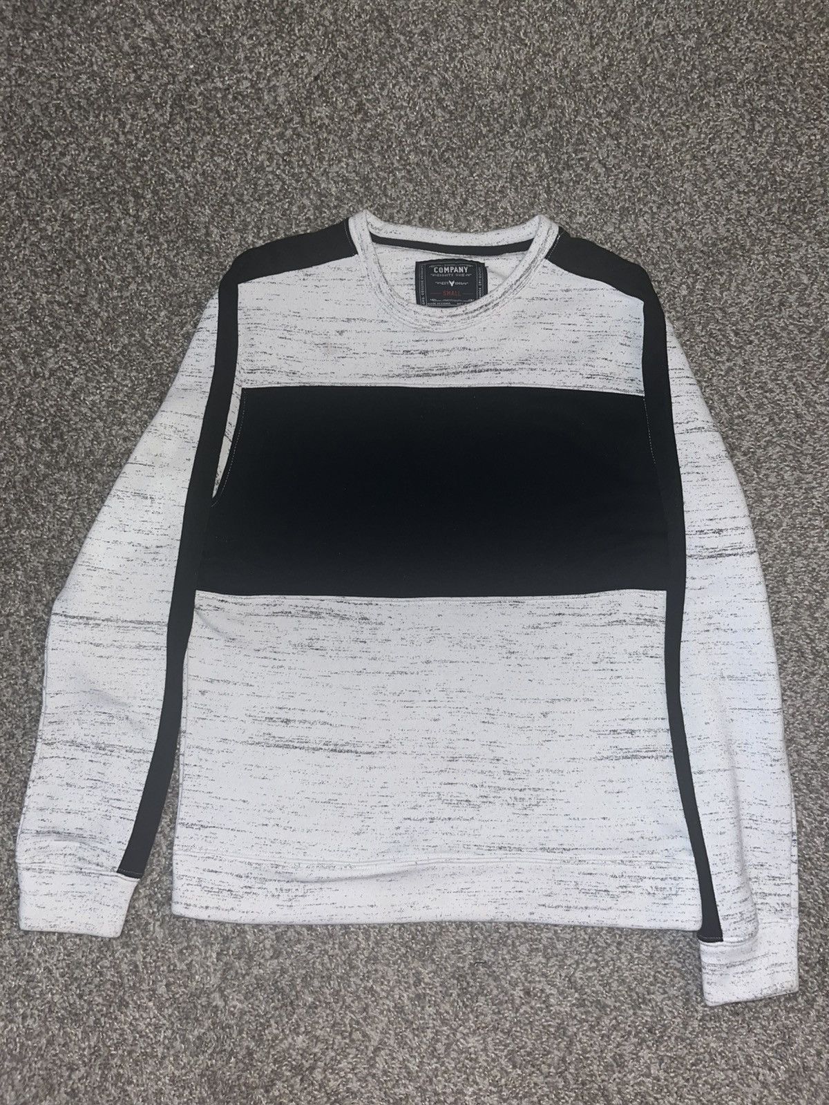 Eighty Eight Company Eighty One White and Black sweatshirt Size US XS / EU 42 / 0 - 1 Thumbnail