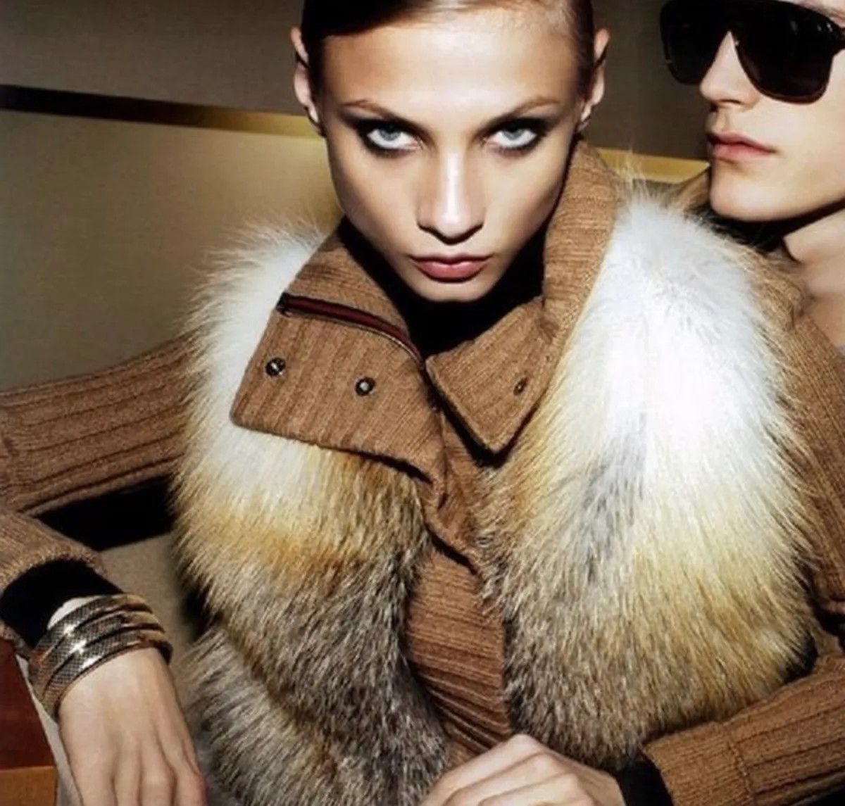 Gucci AW2010 Gucci Beige Camel Fox Fur Wool Jacket by Frida Giannini Size S / US 4 / IT 40 - 2 Thumbnail
