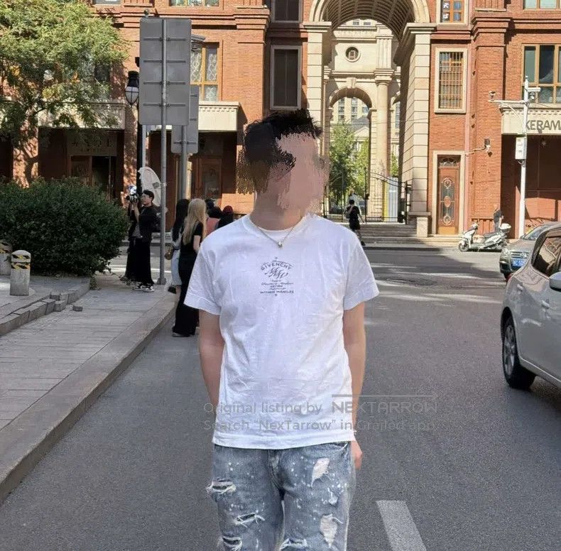 Givenchy Givenchy SizeXXXL Logo Lettering Printed Short Sleeve T-Shi Size US M / EU 48-50 / 2 - 9 Thumbnail