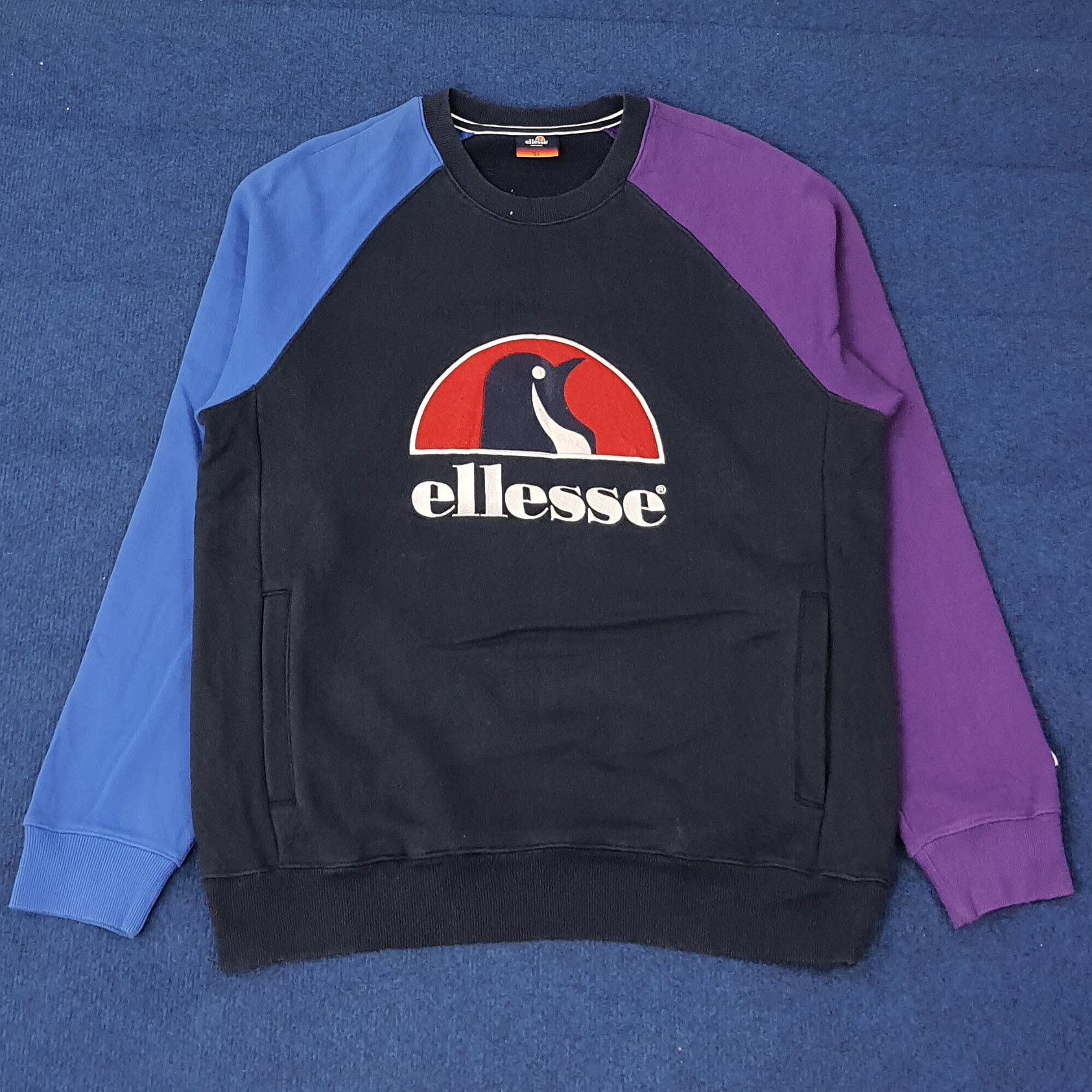 Ellesse Vintage Ellesse Italian Sportwear Raglan Sweatshirt C263N3 Size US L / EU 52-54 / 3 - 1 Thumbnail