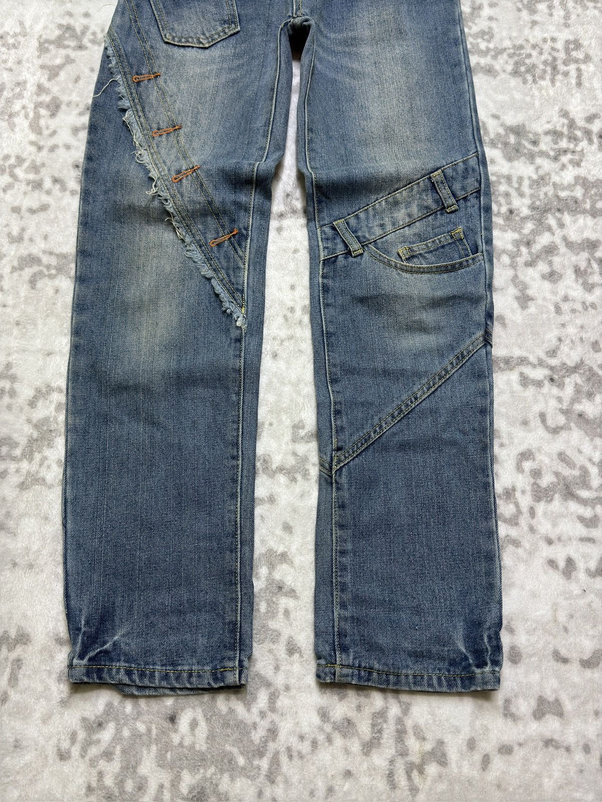 Japanese Brand Y2K Kiliwatch Paris Multipocket Patchwork Denim Jeans Size 28" / US 6 / IT 42 - 6 Thumbnail