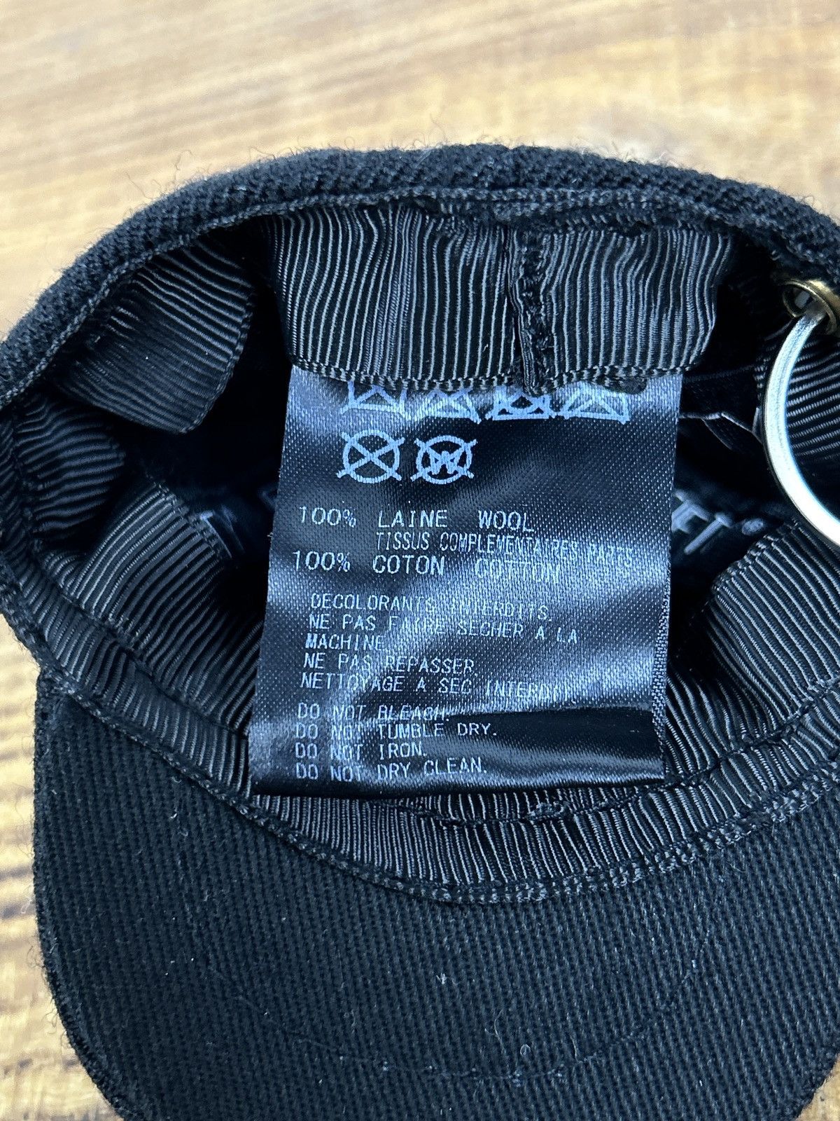 New Era × Yohji Yamamoto Yohji Yamamoto x New Era Cap Keychain Bag Charm Black Size ONE SIZE - 7 Thumbnail