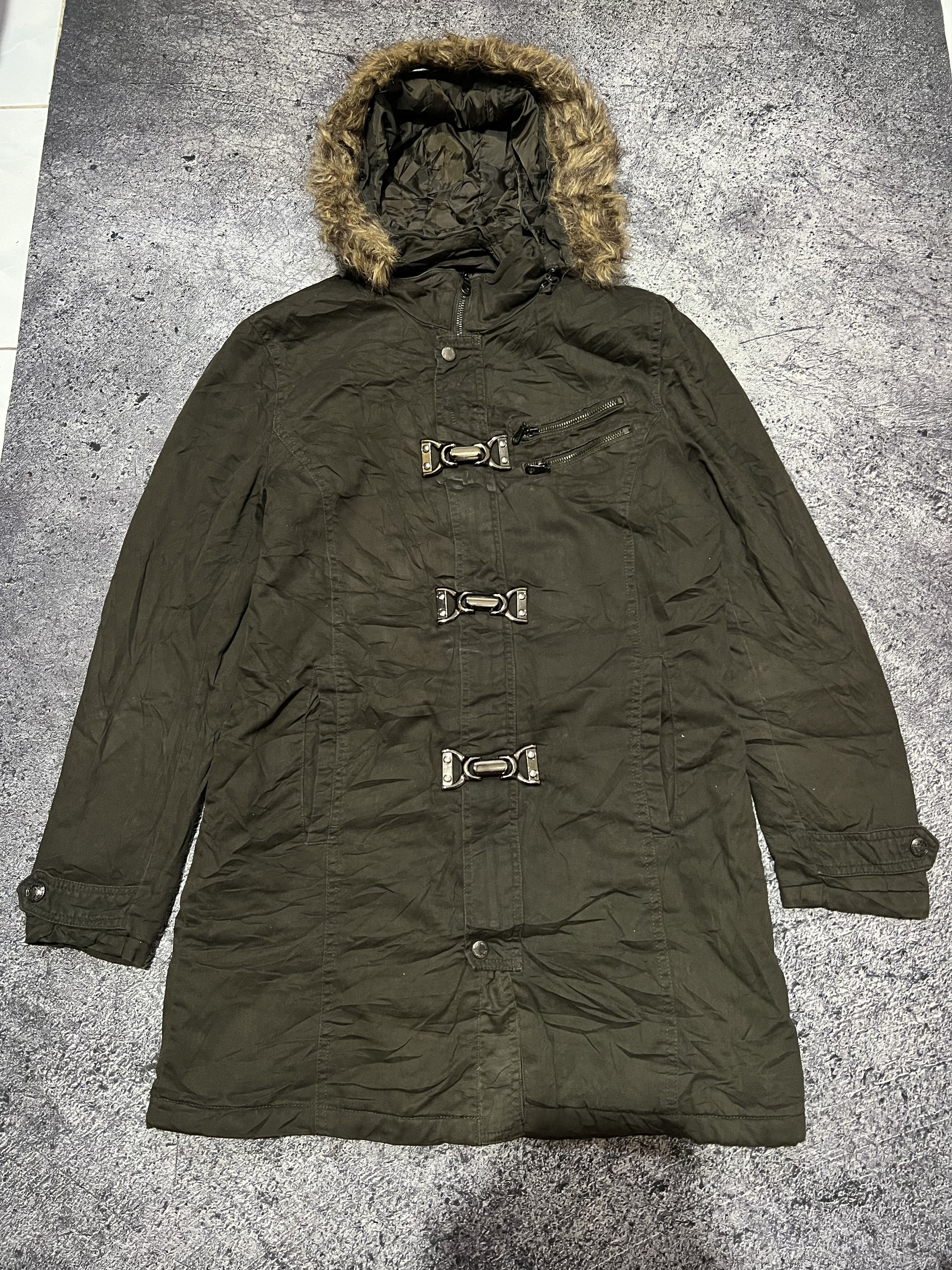 In The Attic 2000s Japanese Attic Hysteric Bondage N3B Fur y2k Lgb Size US M / EU 48-50 / 2 - 1 Thumbnail
