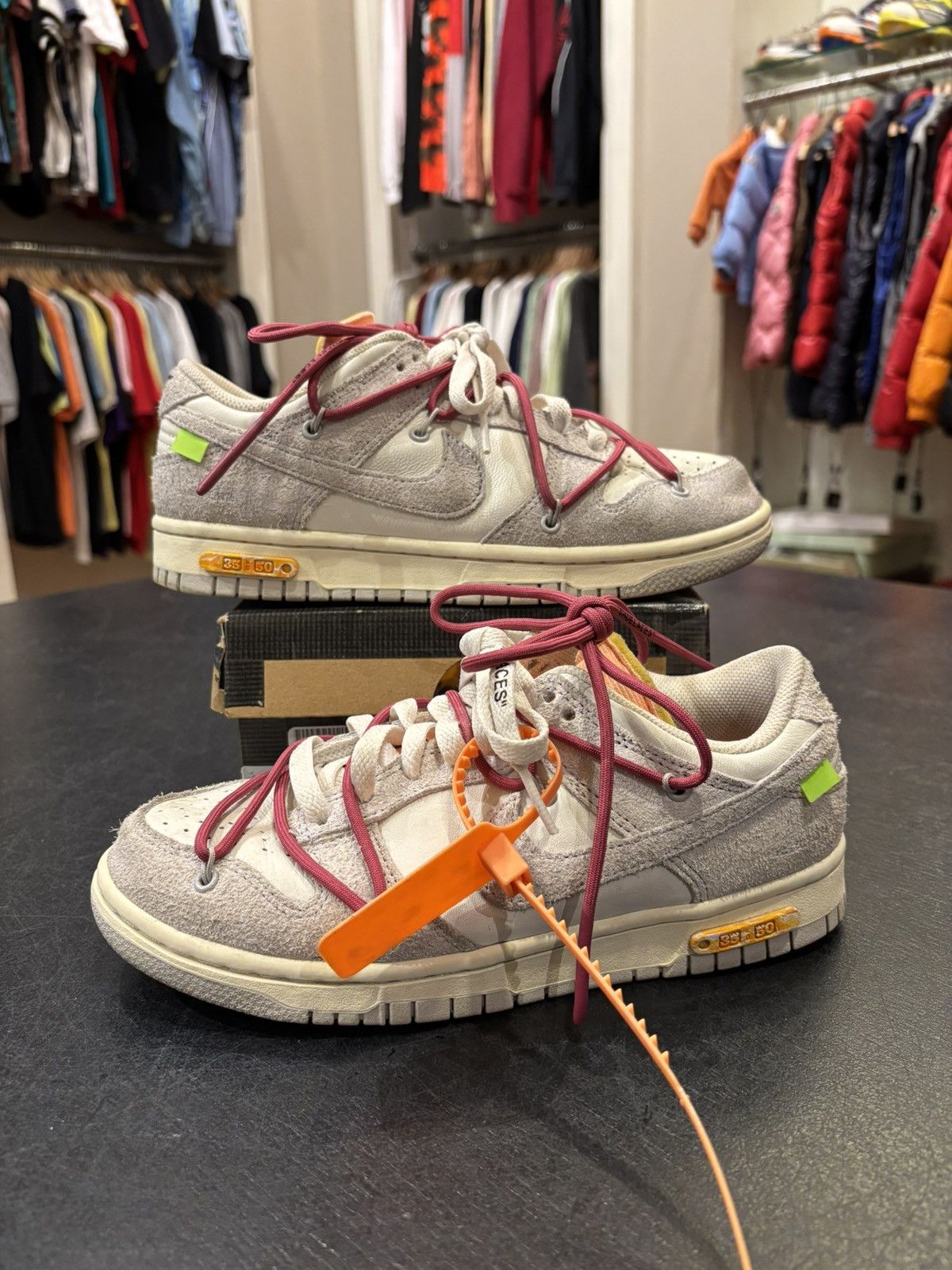 Nike × Off-White Off White x Nike Dunk Low ‘Lot 35’ Size US 6 / EU 39 - 1 Thumbnail