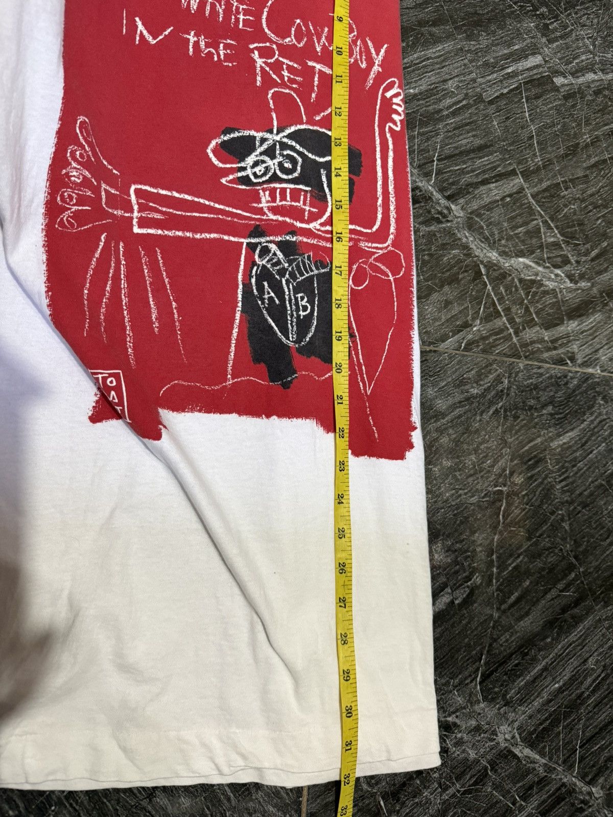 Jean-Michel Basquiat Rare Vintage90s art te”JEAN-MICHEL BASQUIAT” Size US XL / EU 56 / 4 - 8 Thumbnail