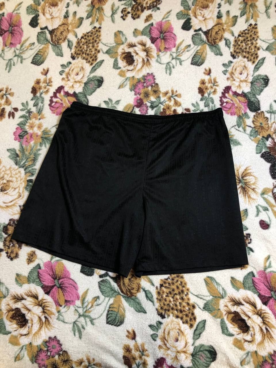 Umbro Umbro Vintage Retro Men's Black Monogram Light Shorts Size US 38 / EU 54 - 14 Thumbnail