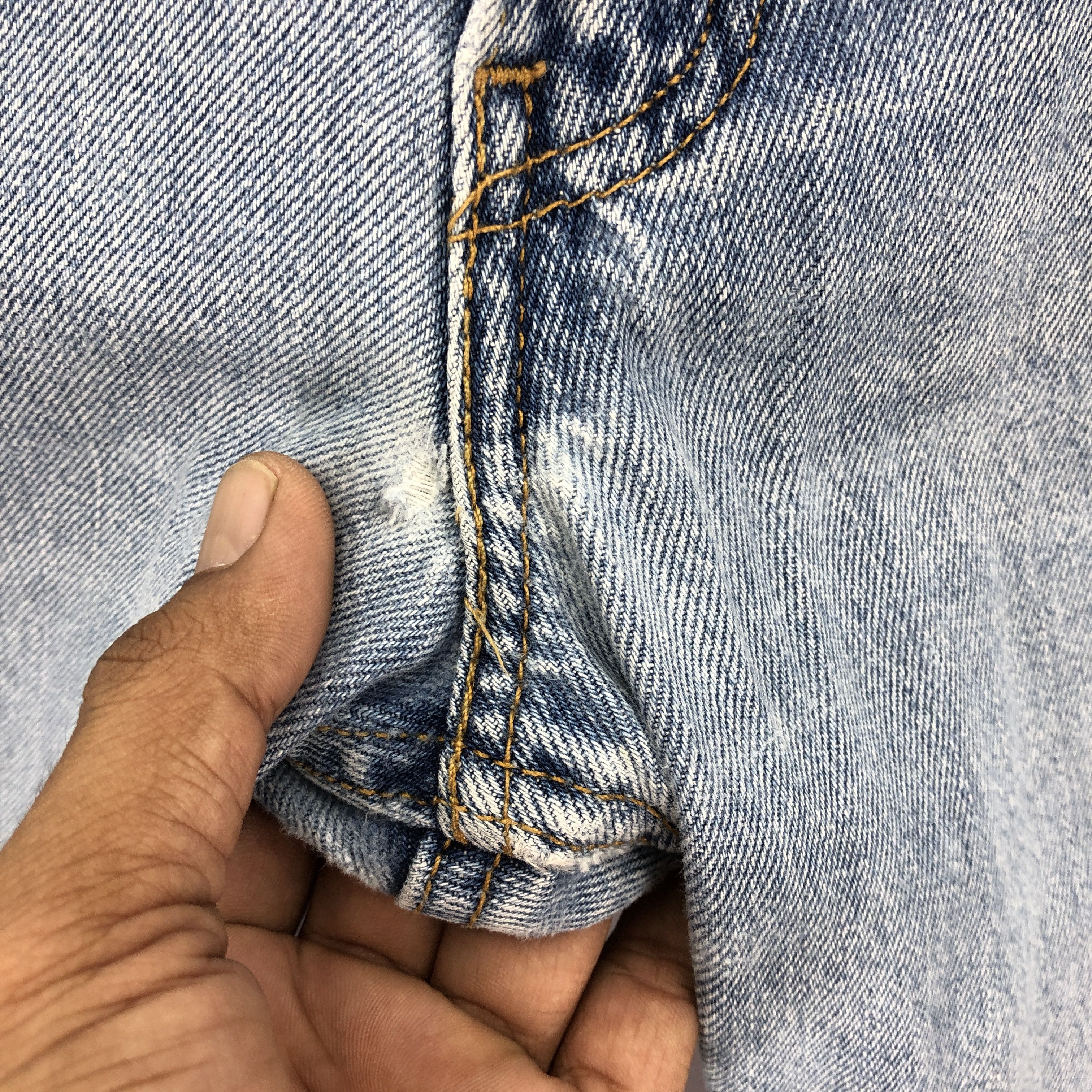 Levi's Vintage Y2K Levis 550 Jeans Levi's Baggy Tapered Faded Denim Size US 36 / EU 52 - 7 Thumbnail