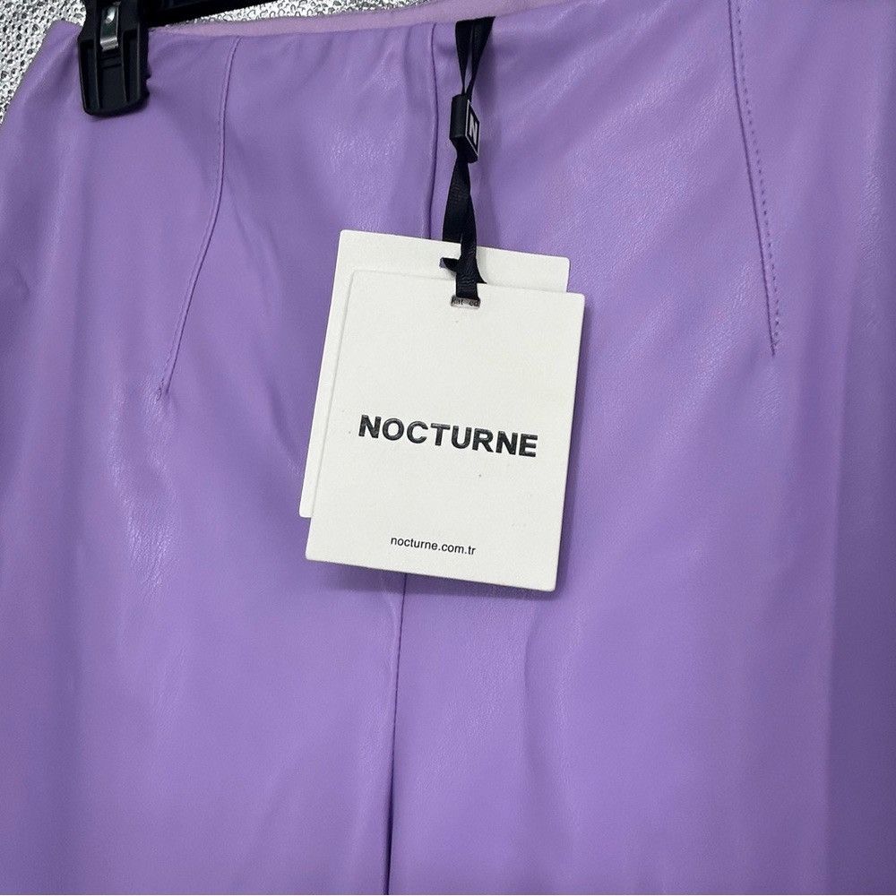 NOCTURNE NOCTURNE CARROT FAUX LEATHER LAVENDER LEGGINGS Size 28" / US 6 / IT 42 - 8 Thumbnail