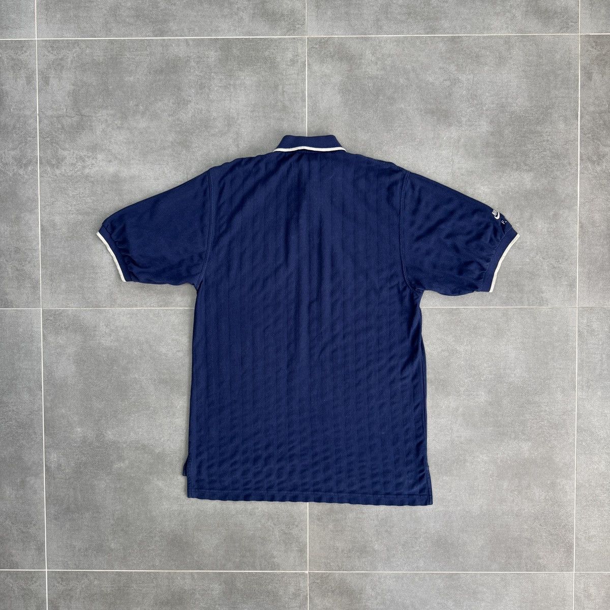 Vintage Vintage Nike Court 90s Tennis Men Polo Shirt Size M Size US M / EU 48-50 / 2 - 16 Thumbnail