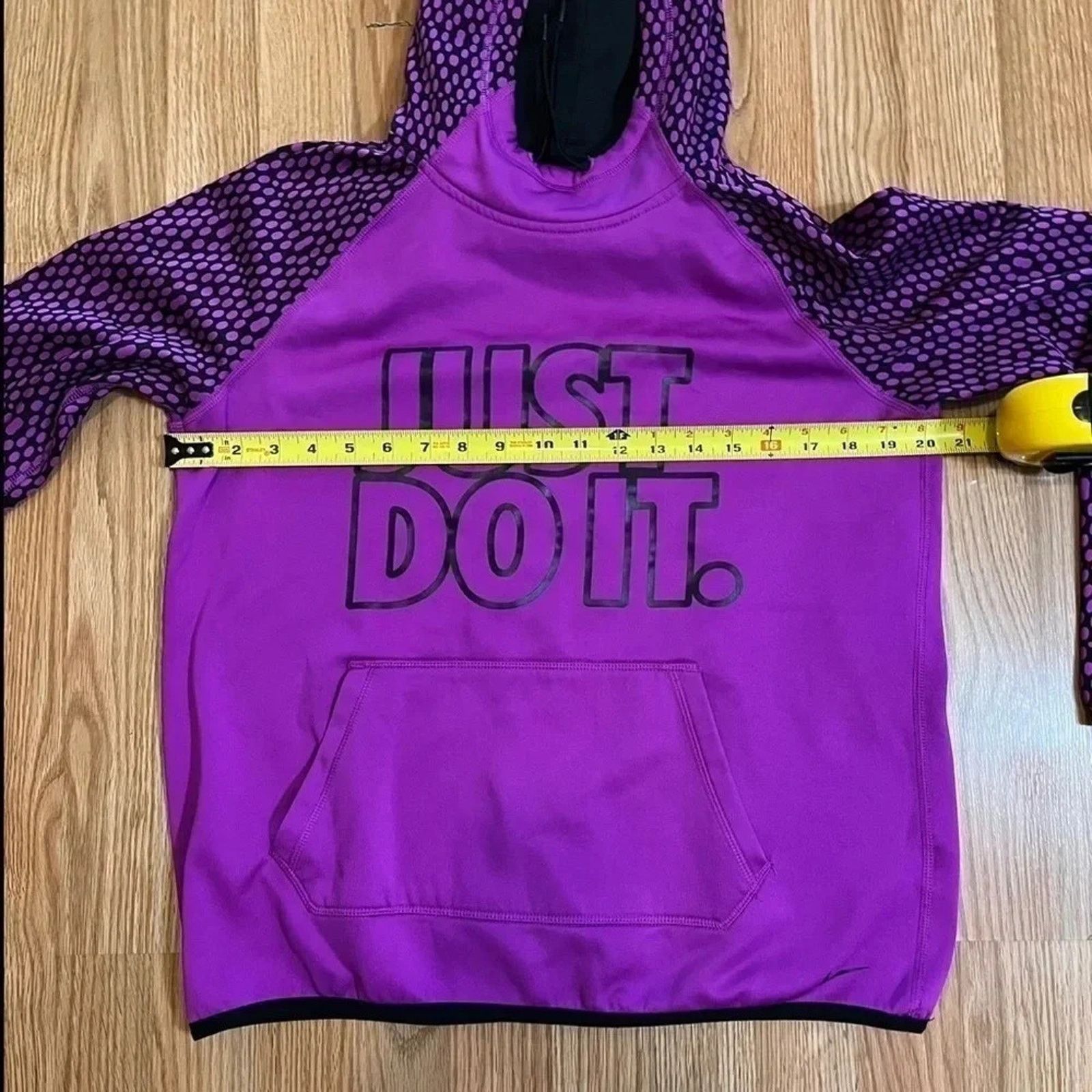 Nike Nike Women’s Therma-fit size Medium M magenta Purple hoodie Size M / US 6-8 / IT 42-44 - 7 Thumbnail