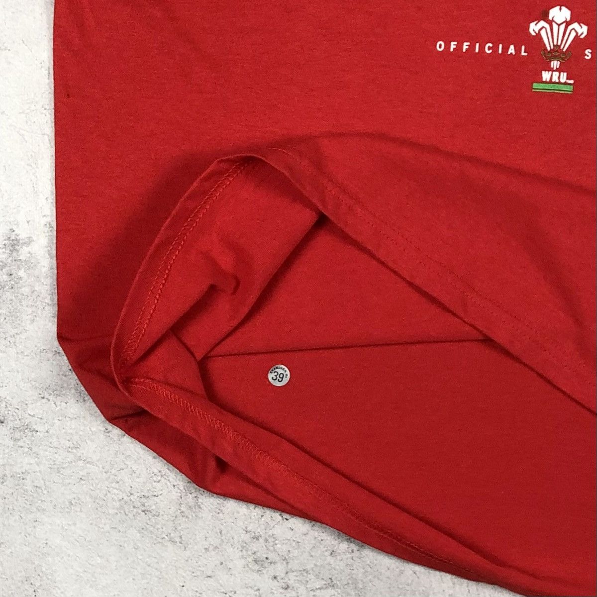 Vintage SIGNED! Wales Rugby WRU Brains 2005 Six Nations Tee Size US XL / EU 56 / 4 - 13 Thumbnail
