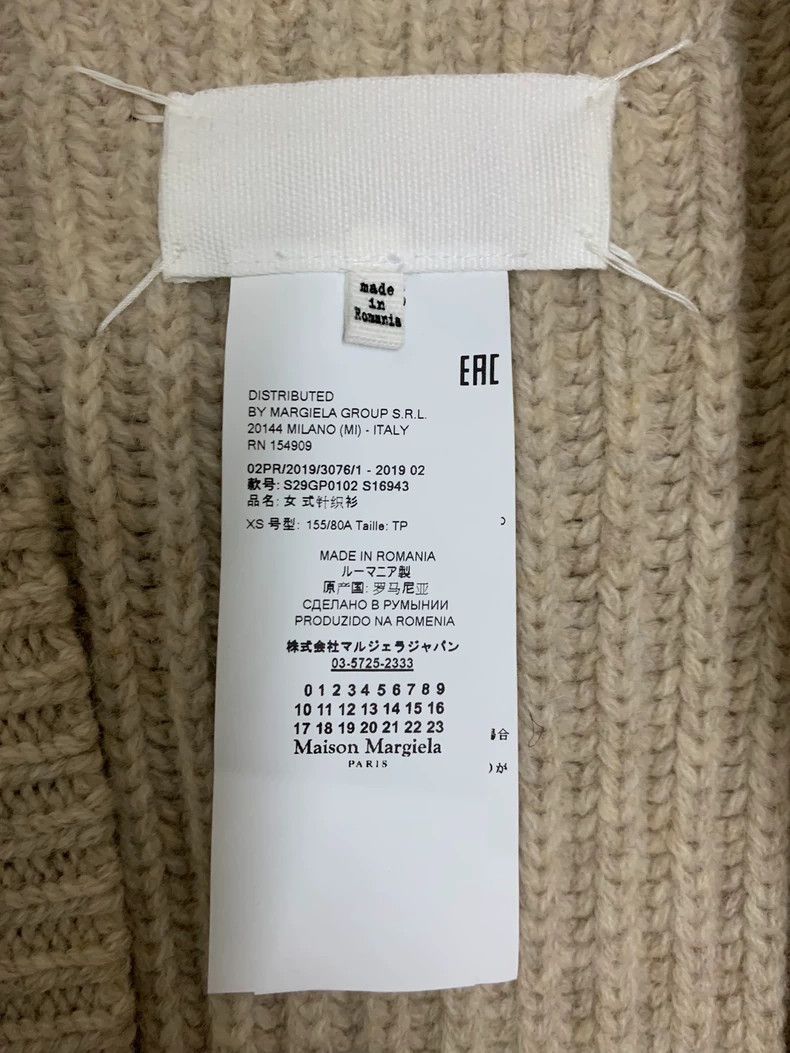 Maison Margiela Maison Margiela AW19 show pure wool stitched sweater coat Size XS / US 0-2 / IT 36-38 - 3 Thumbnail