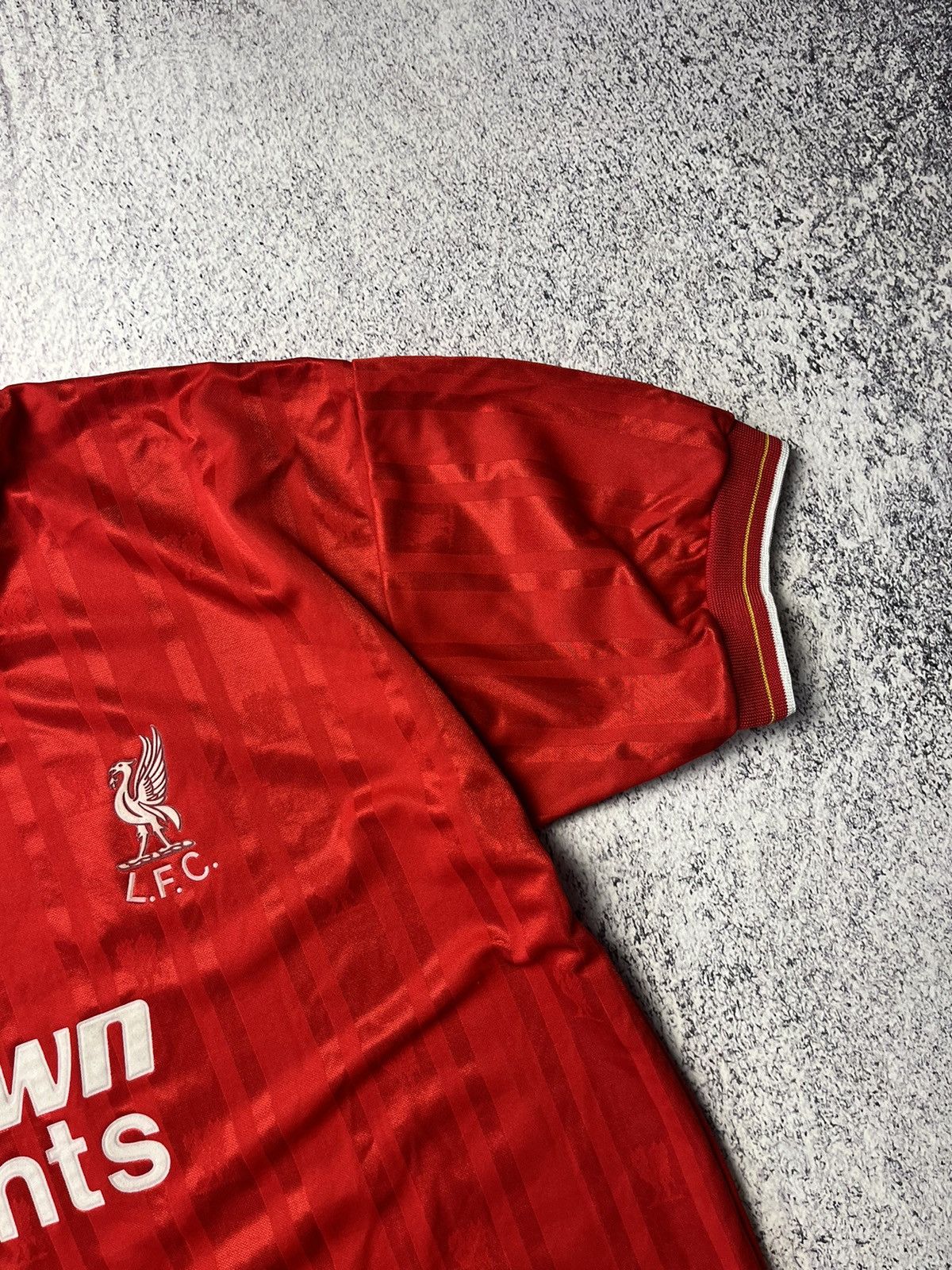 Vintage Liverpool 1982 Score Draw Football Shirt Mens Top Jersey Size US L / EU 52-54 / 3 - 10 Thumbnail