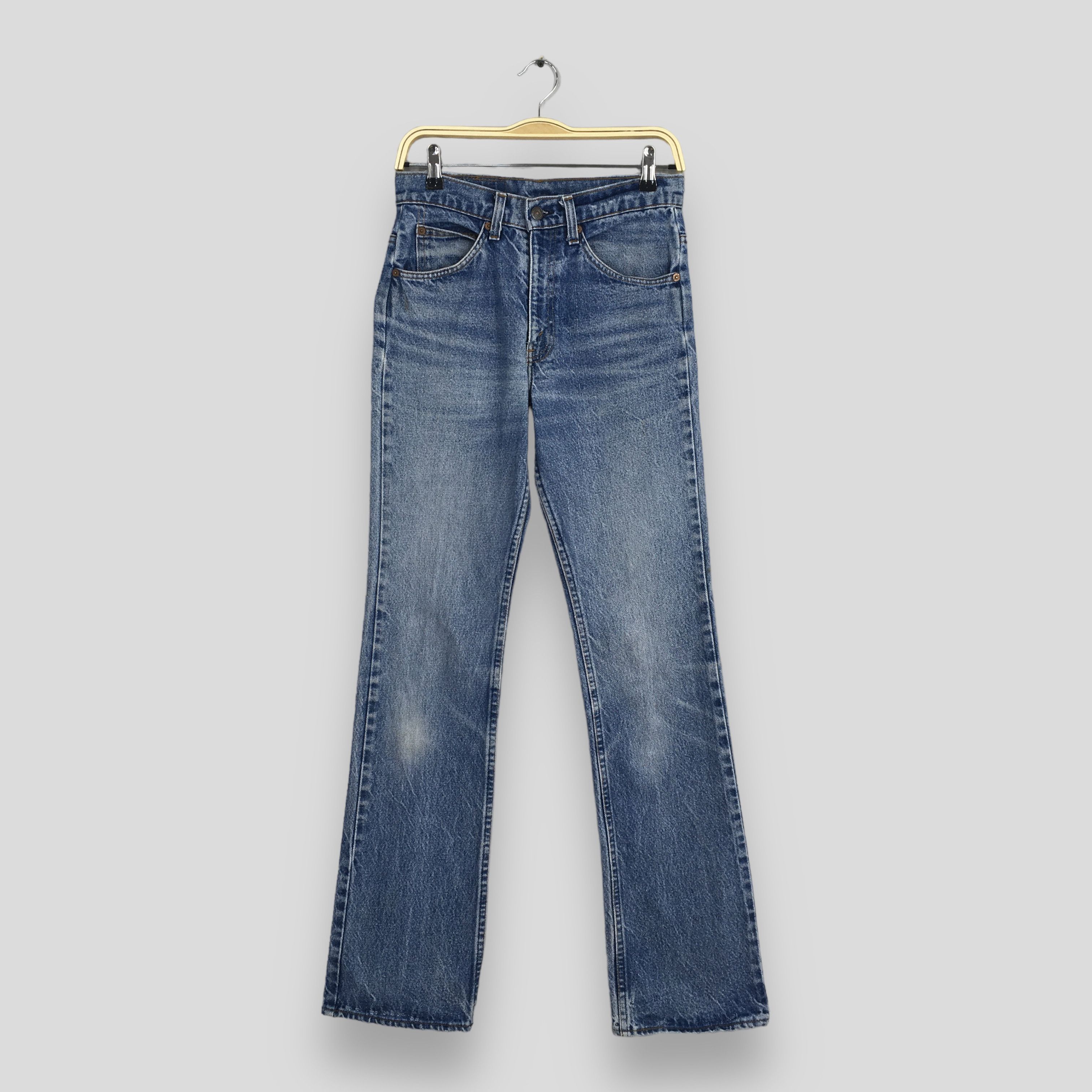 image of Size 26X32.5 Vintage Levi's 517 Bootcut Flare Jeans in Blue, Women's