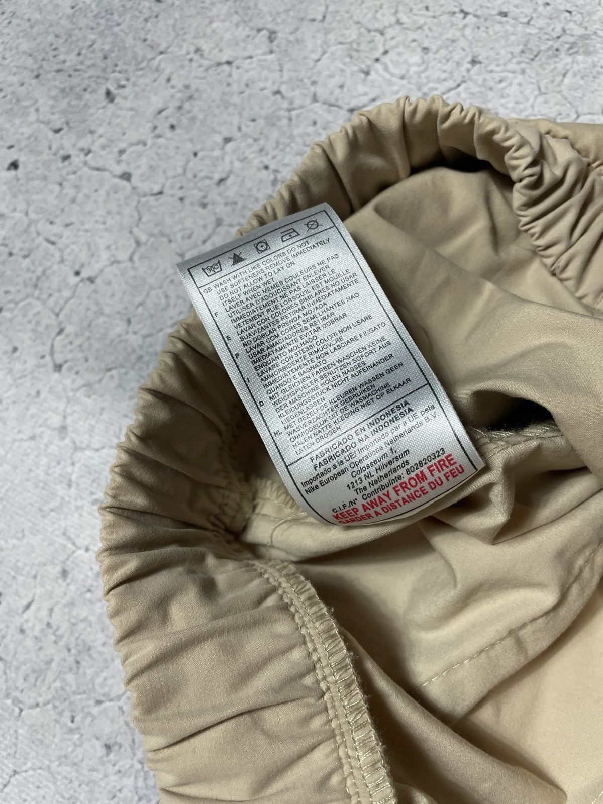 Nike Vintage Nike Cream Track Pants Nylon Drill Y2K style Swoosh Size US 36 / EU 52 - 13 Thumbnail