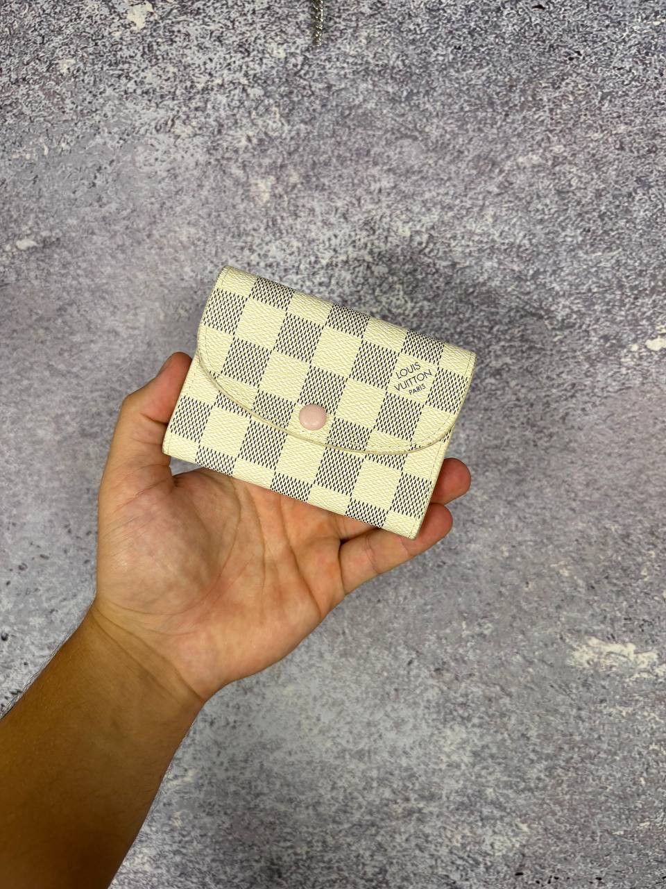 Louis Vuitton Louis Vuitton Damier Azur Canvas Wallet with Pink Button Size ONE SIZE - 1 Thumbnail