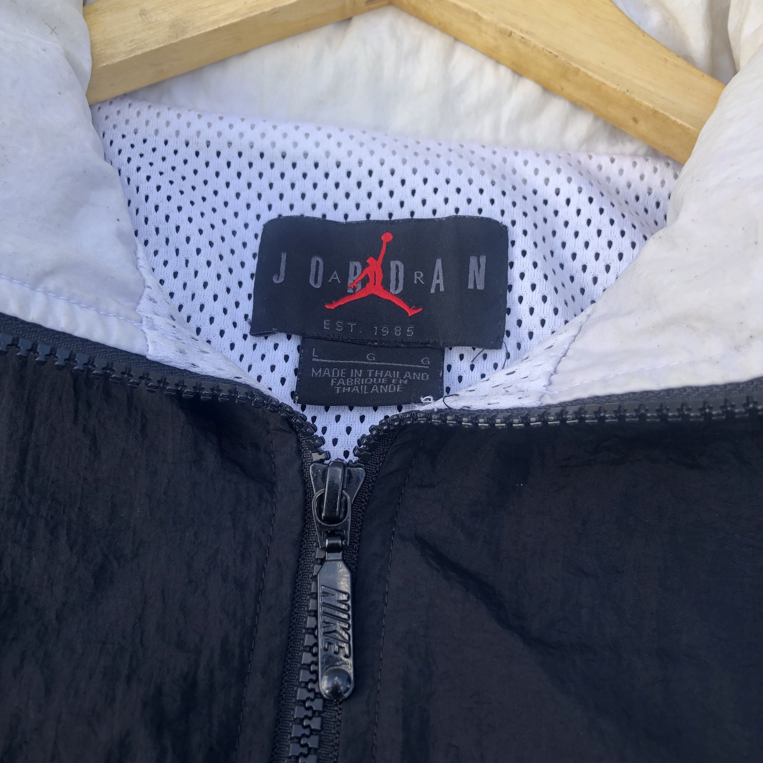 Nike Jacket vtg Nike Air Jordan Size US L / EU 52-54 / 3 - 6 Thumbnail