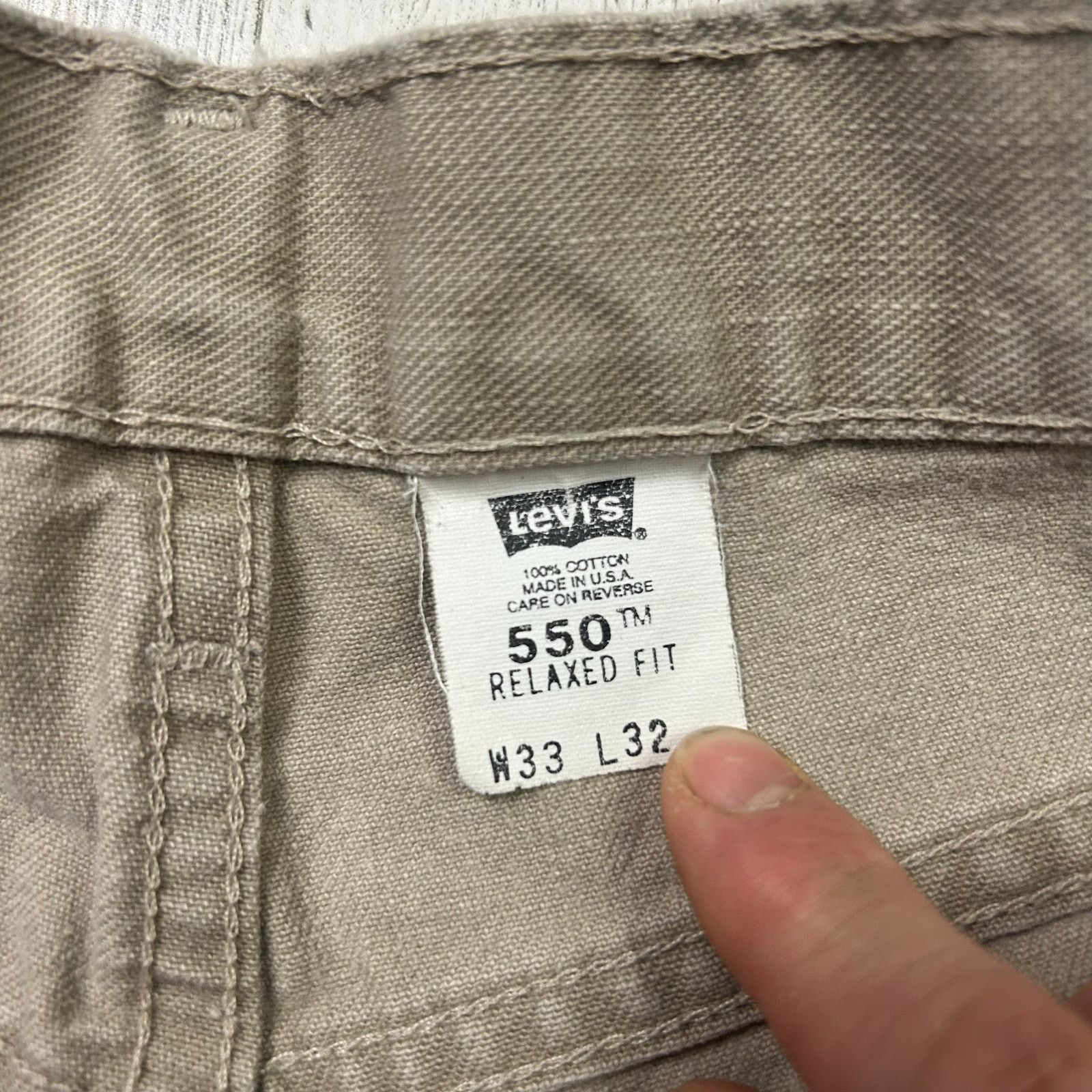 Levi's × Vintage Vintage 1990s 550 Relaxed Straight Leg Levi Khaki Jeans Size US 33 - 4 Thumbnail