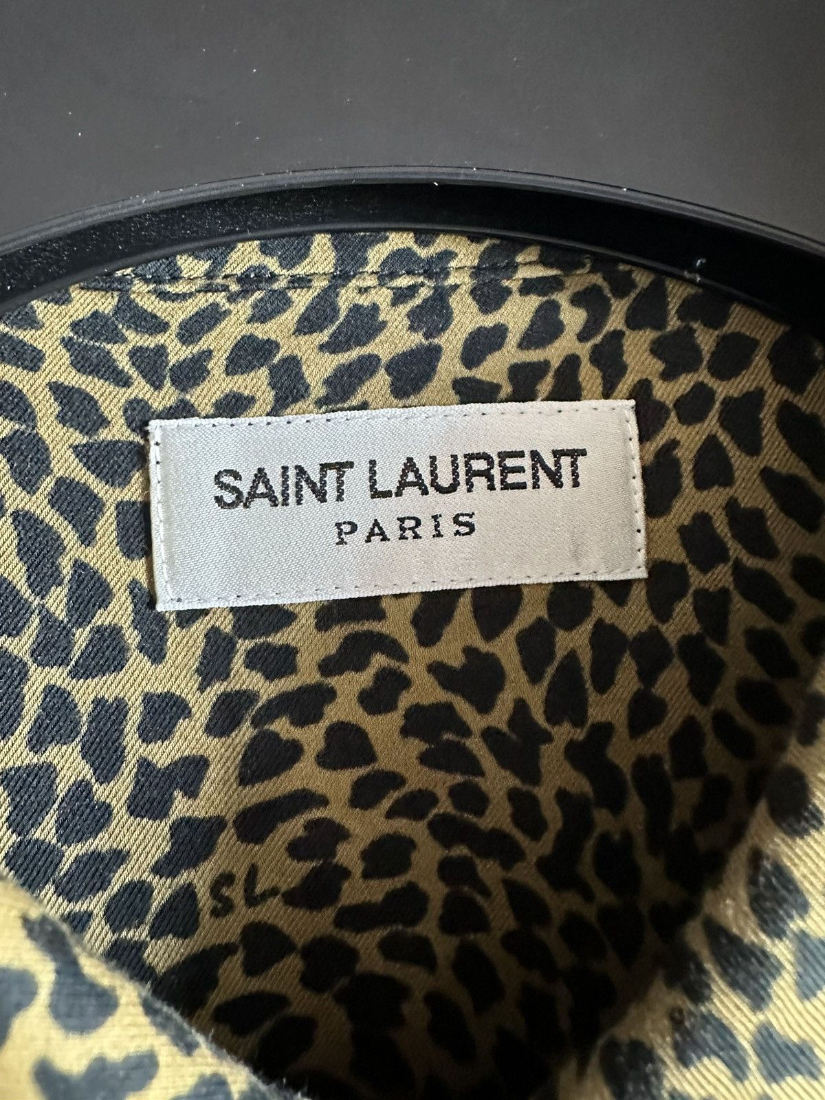 Saint Laurent Paris $1k 🤑 SS23 Saint Laurent logo leopard print shirt camp Size US L / EU 52-54 / 3 - 14 Thumbnail