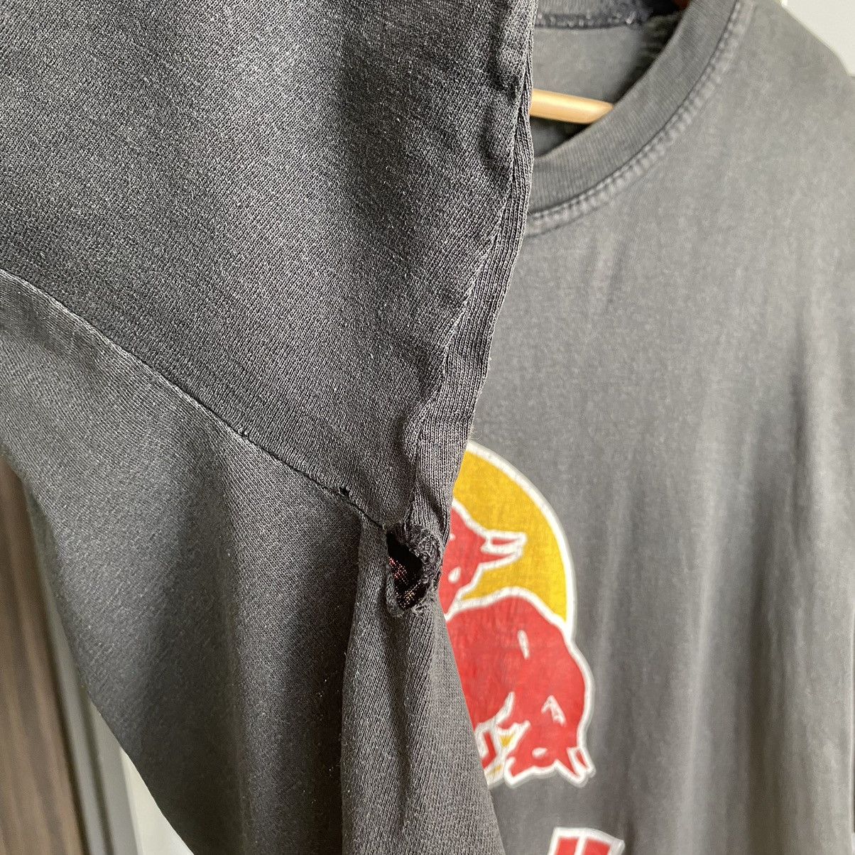 Man Made In Australia Thrashed Faded Vintage 90s Bad Bull ERD GRUNGE PORNSTAR TEE Size US XL / EU 56 / 4 - 10 Thumbnail