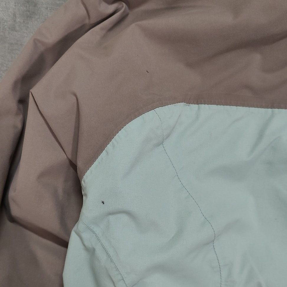 Mountain Hardwear Mountain Hardwear Synchro Y2K gorpcore ski jacket womens L Size L / US 10 / IT 46 - 13 Thumbnail