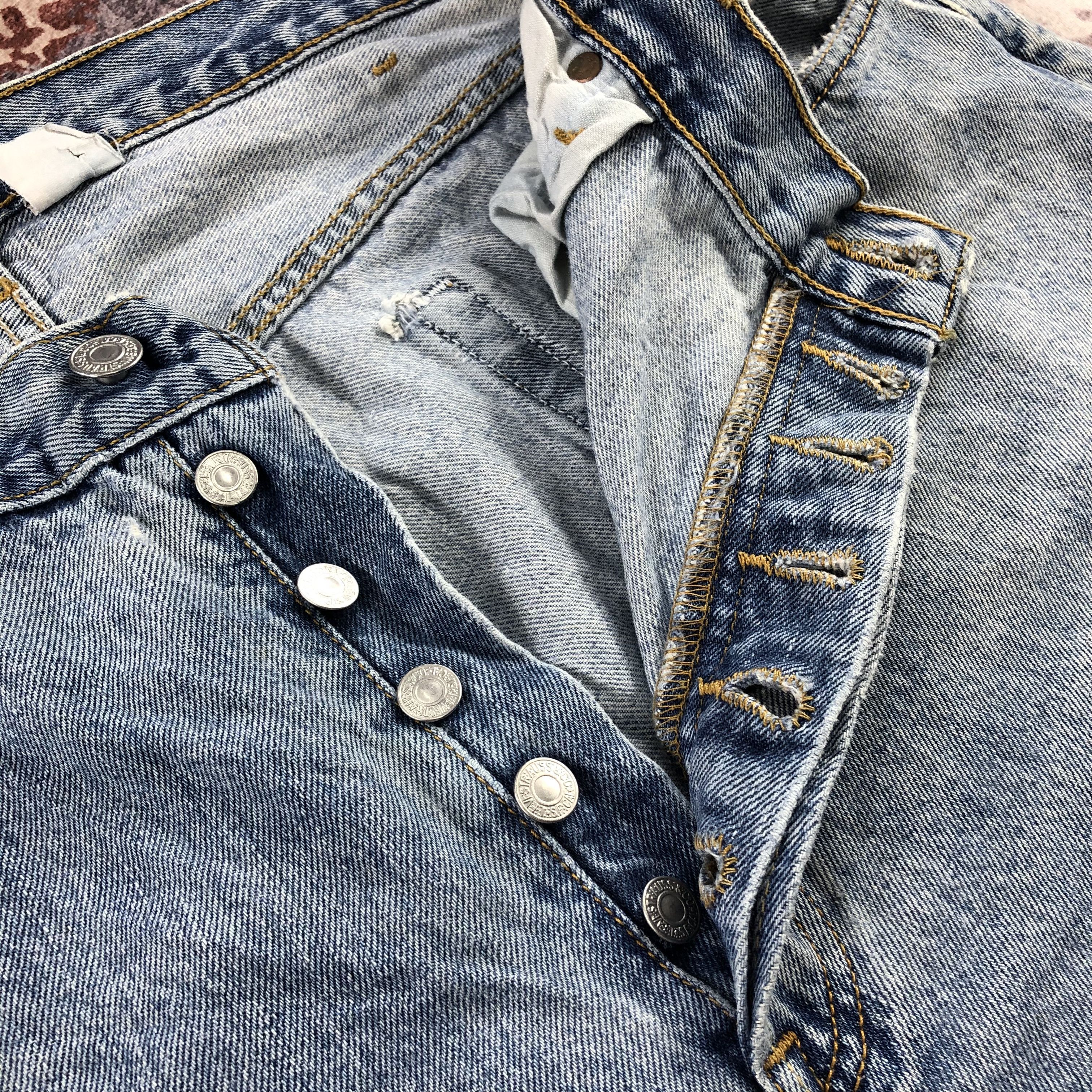 Levi's × Vintage Vintage Blue Wash Levis 501 Jeans-JM2960 Size US 39 - 14 Thumbnail
