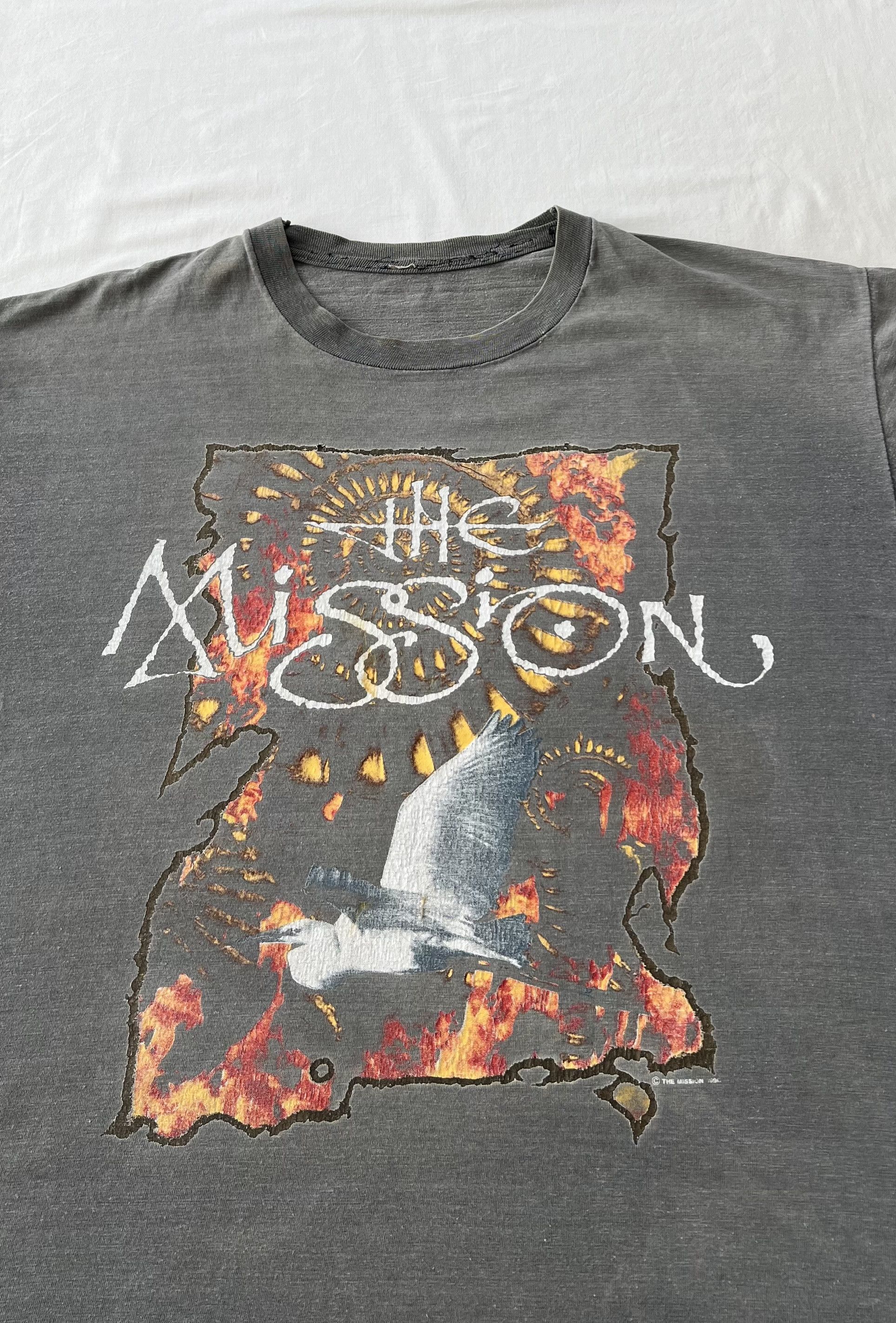 Band Tees Vintage 1990 The Mission Carved in Sand Sun Faded Thrashed Size US L / EU 52-54 / 3 - 4 Thumbnail