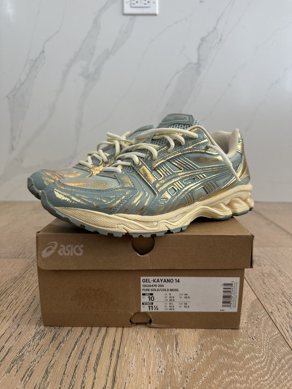 Asics ASICS Gel-Kayano 14 Pure Gold Cold Moss Size US 10 / EU 43 - 1 Thumbnail