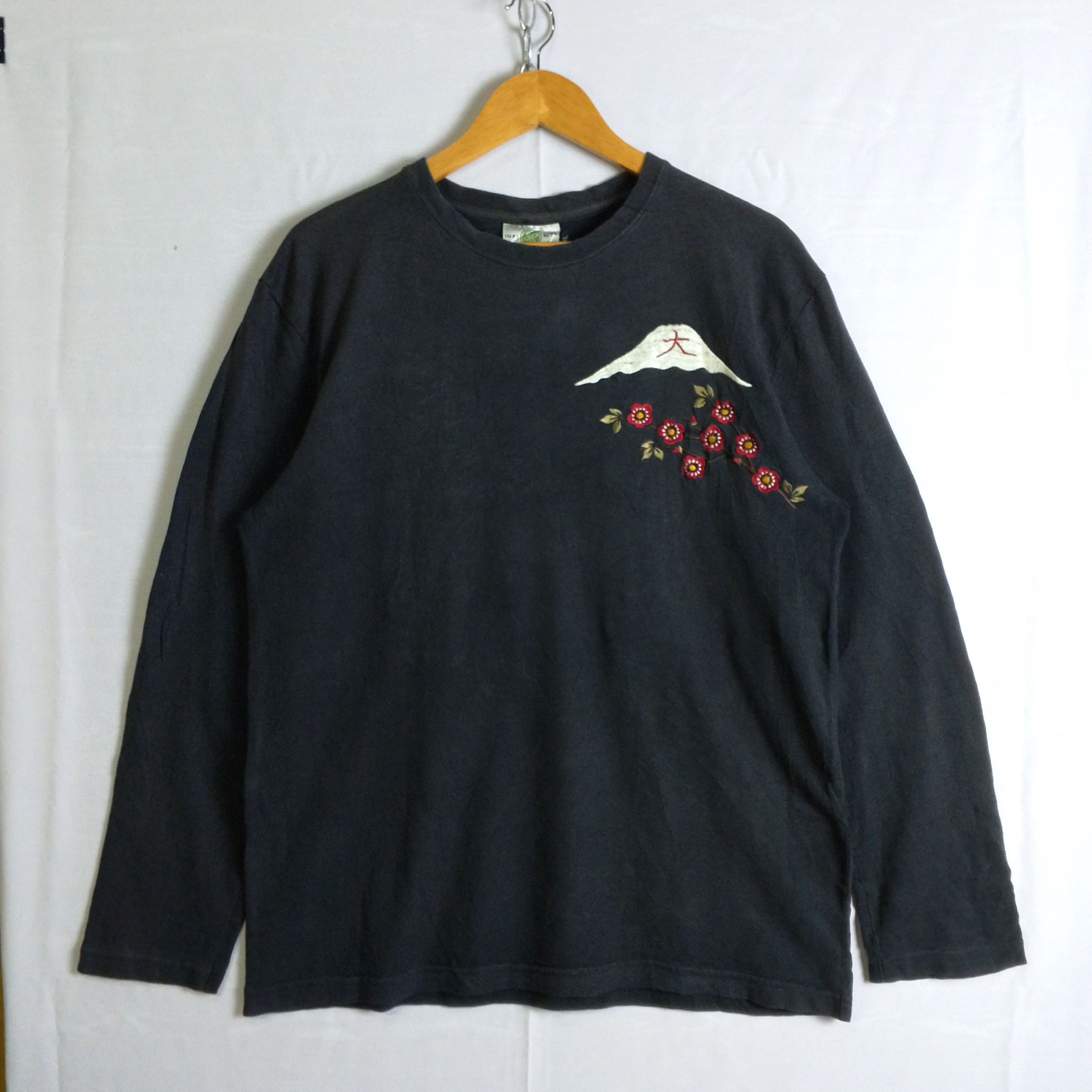 Japanese Brand Vintage Infinity Japan Souvenir Embroidery Tee Size US L / EU 52-54 / 3 - 2 Thumbnail