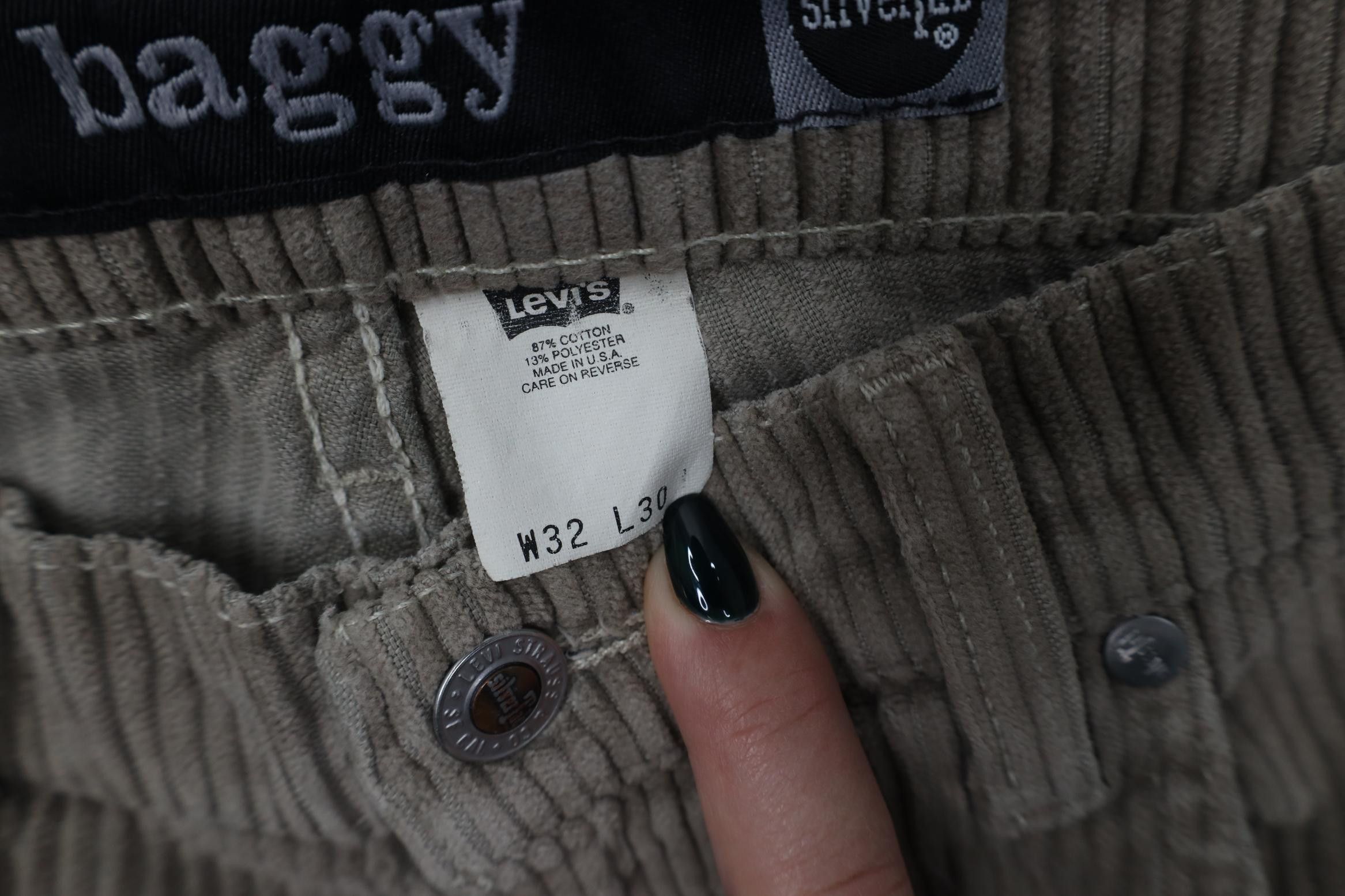 Levi's Vintage 90s Levis SilverTab Wide Leg Corduroy Pants USA Size US 32 / EU 48 - 9 Thumbnail