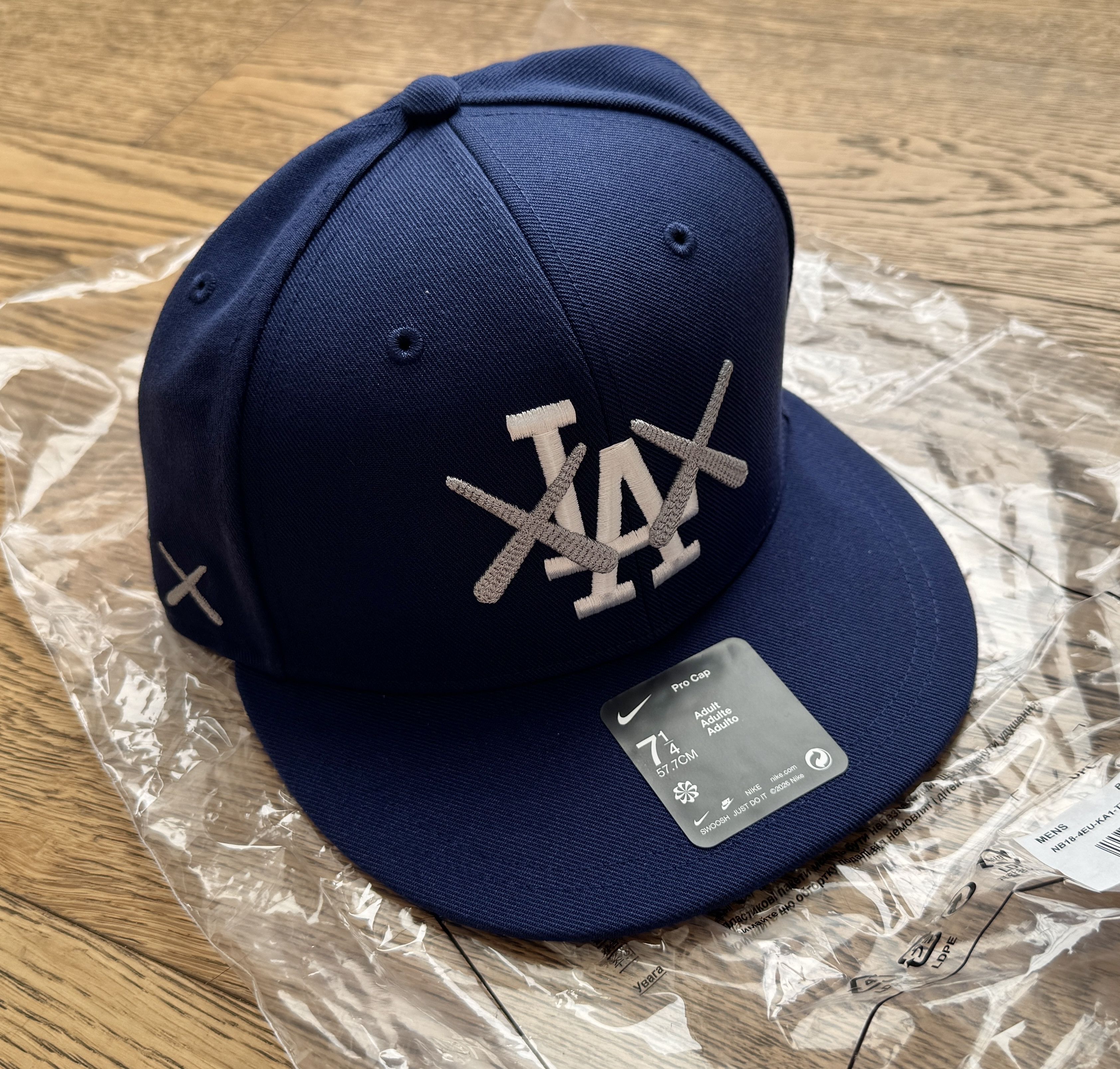 Nike Nike x Kaws “Dodgers” LA Fitted 7 1/4 Pro Cap 57.5 CM | Grailed