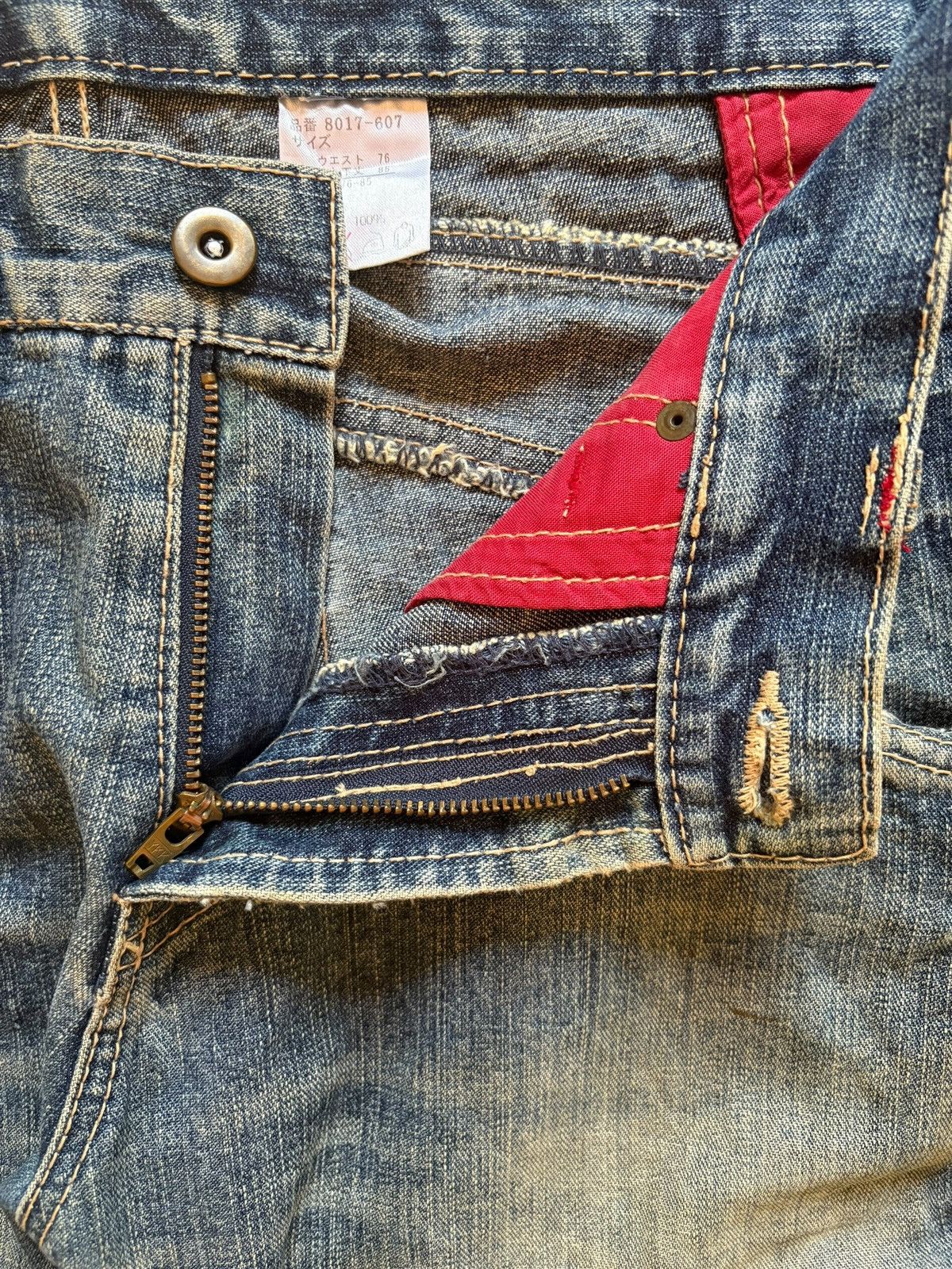 Japanese Brand SALES🔥Vintage Japanese Brand Mud Wash Distressed Jeans Size US 32 / EU 48 - 9 Thumbnail
