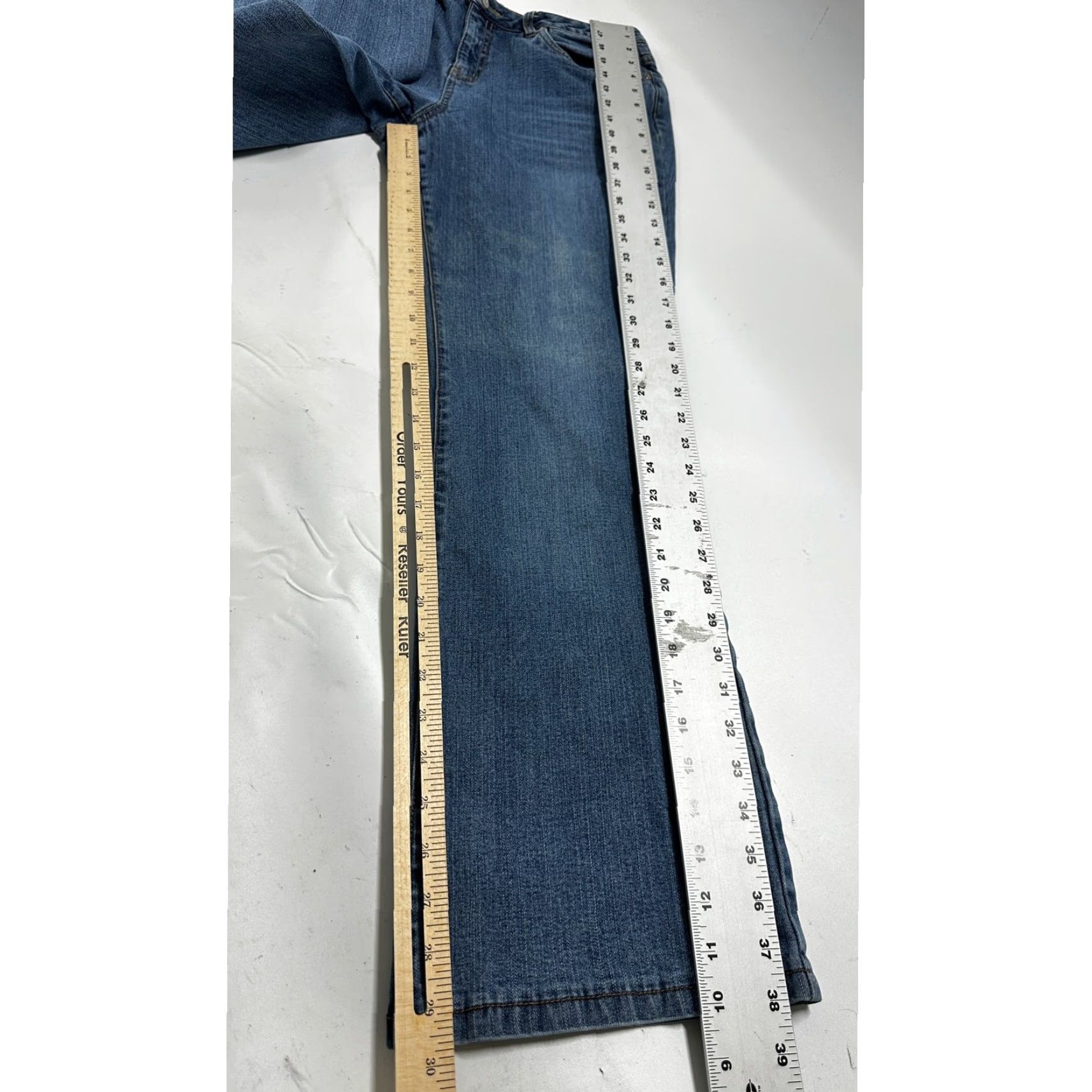 Vintage VINTAGE The Limited Y2K Simple Low Flare Jeans Women 16 Modern Blue Cotton Denim 30in 30in Regular 5-Pocket Size 30" / US 8 / IT 44 - 4 Thumbnail