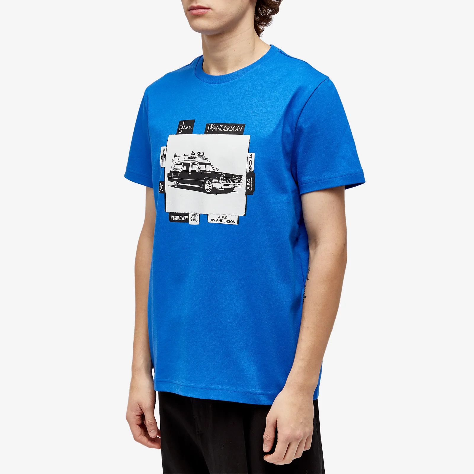 A.P.C. × JW Anderson A.P.C. X JW ANDERSON GRAPHIC logo T-SHIRT size S Size US S / EU 44-46 / 1 - 2 Thumbnail
