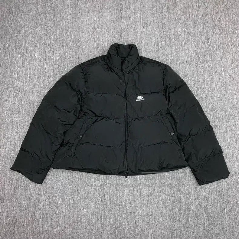 Balenciaga Balenciaga Black Snap-Button Short Down Jacket Size XXS / US 00 / IT 34 - 1 Thumbnail