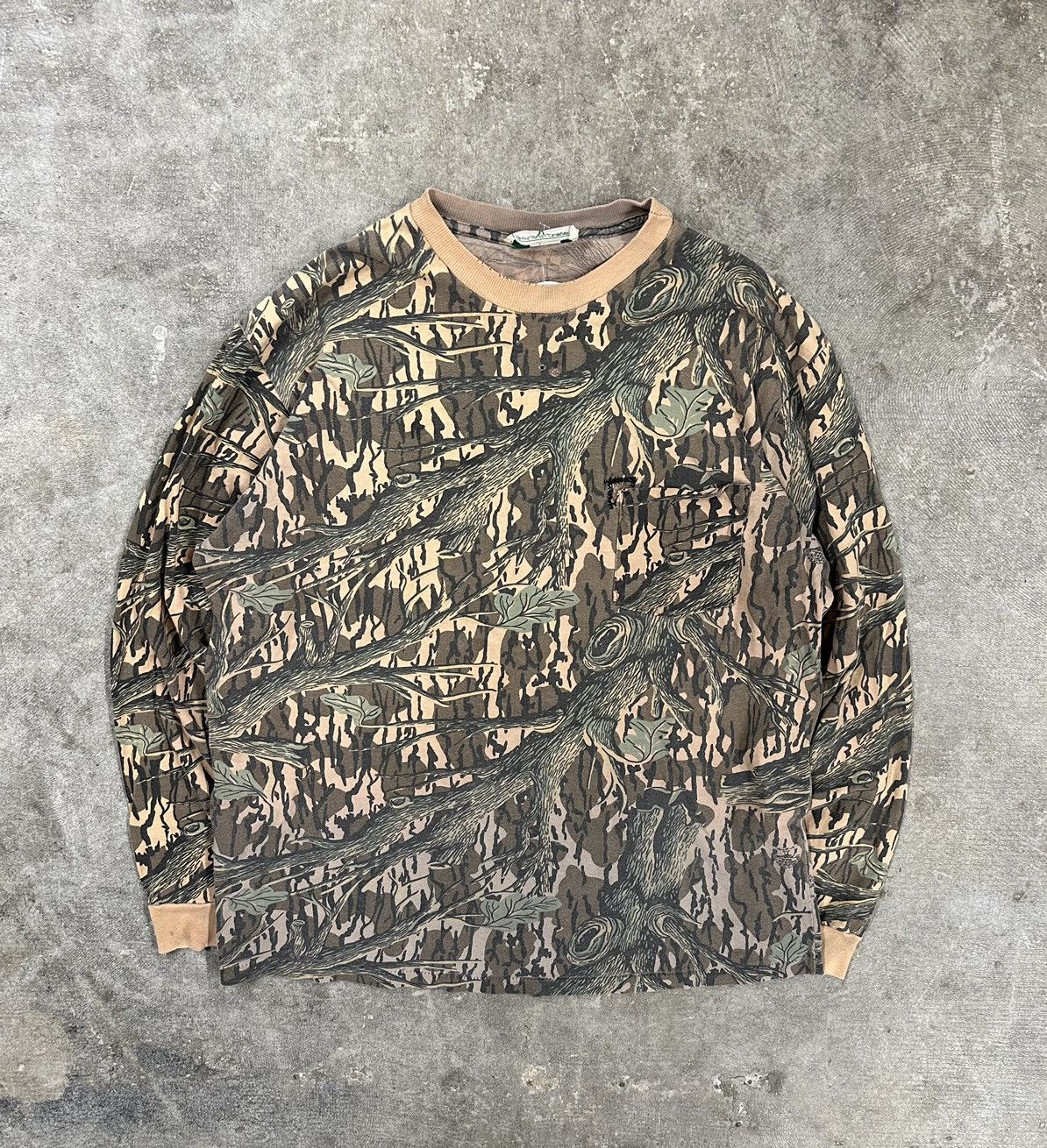 Mossy Oaks Vintage 90s Mossy Oak Original Camo LS Pocket T-Shirt Size US XL / EU 56 / 4 - 1 Thumbnail
