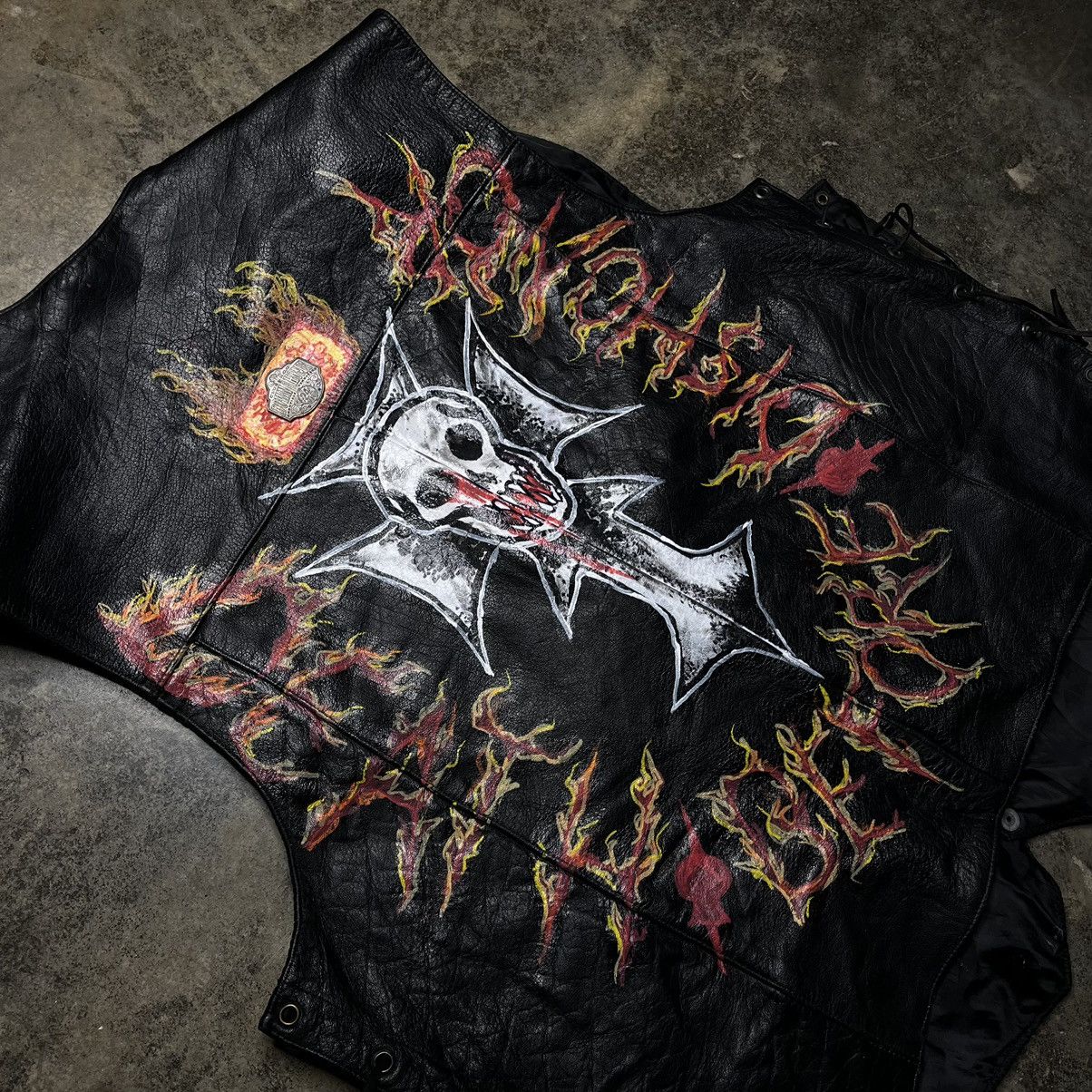 Vintage vintage black leather biker skull chain vest Size US XXL / EU 58 / 5 - 14 Thumbnail